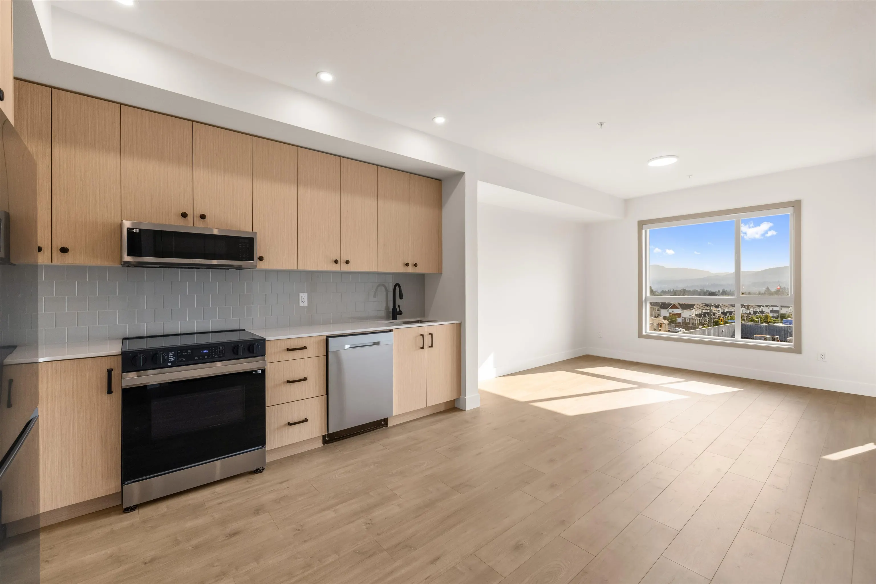 32528 Simon Avenue #311