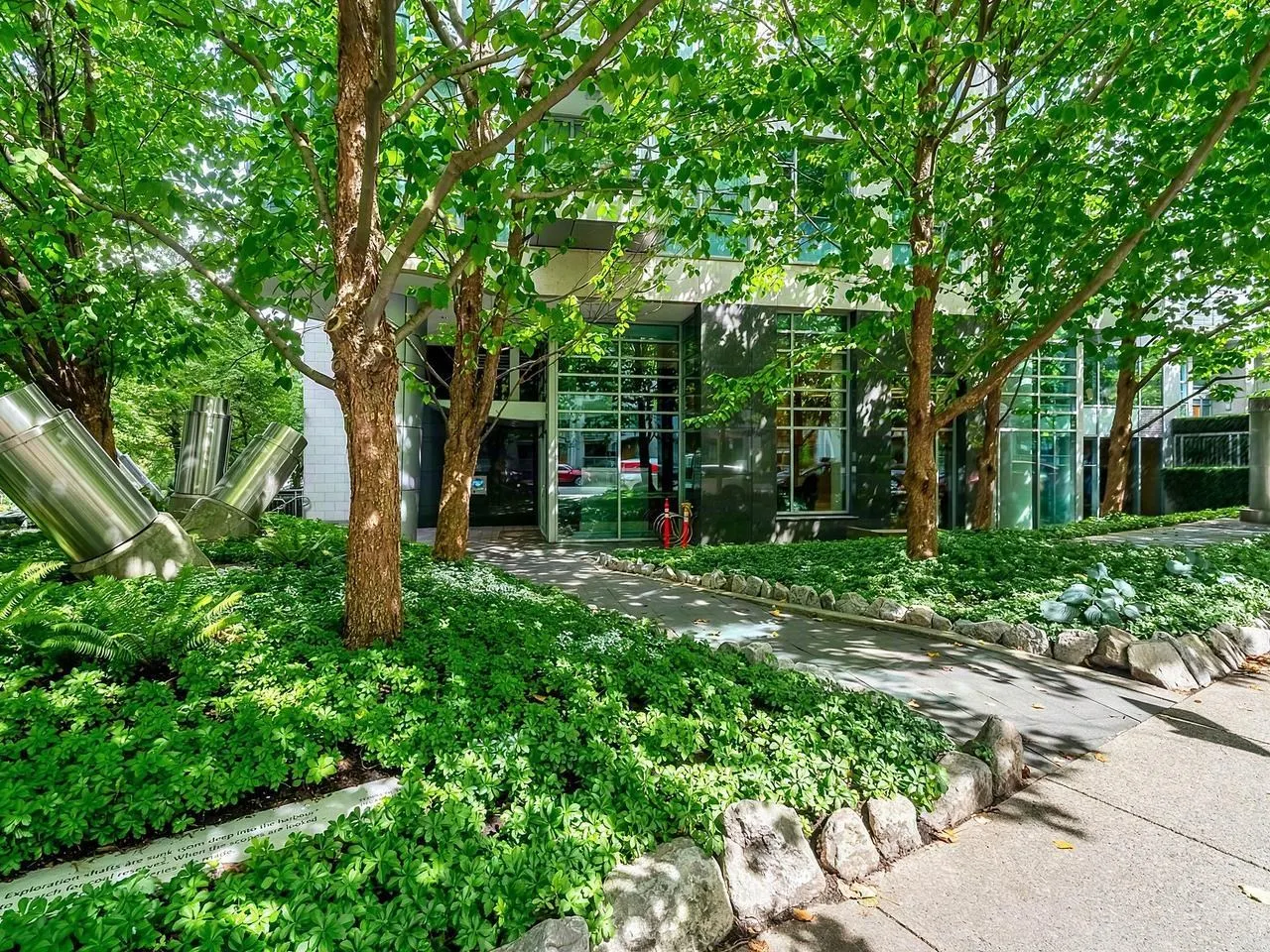 590 Nicola Street #1901