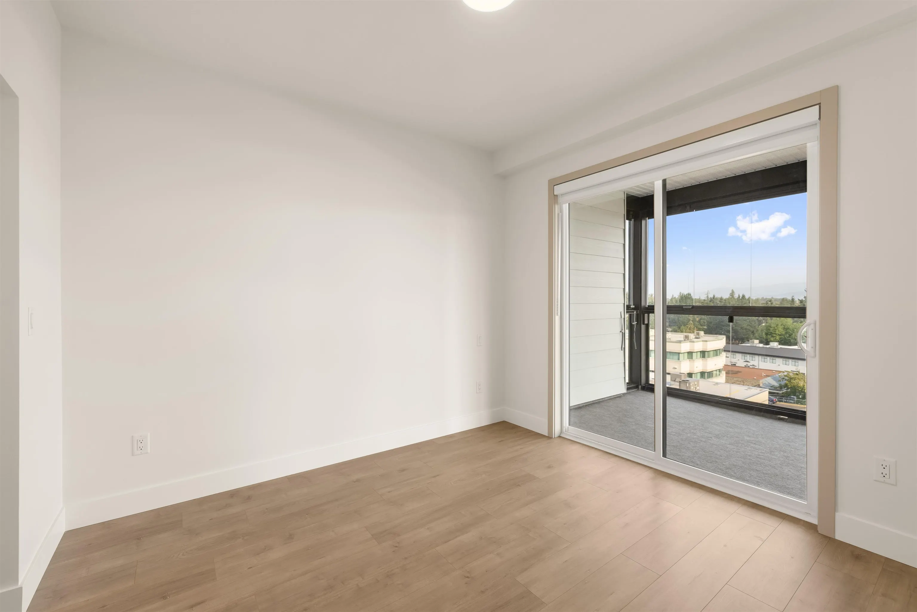 32528 Simon Avenue #208