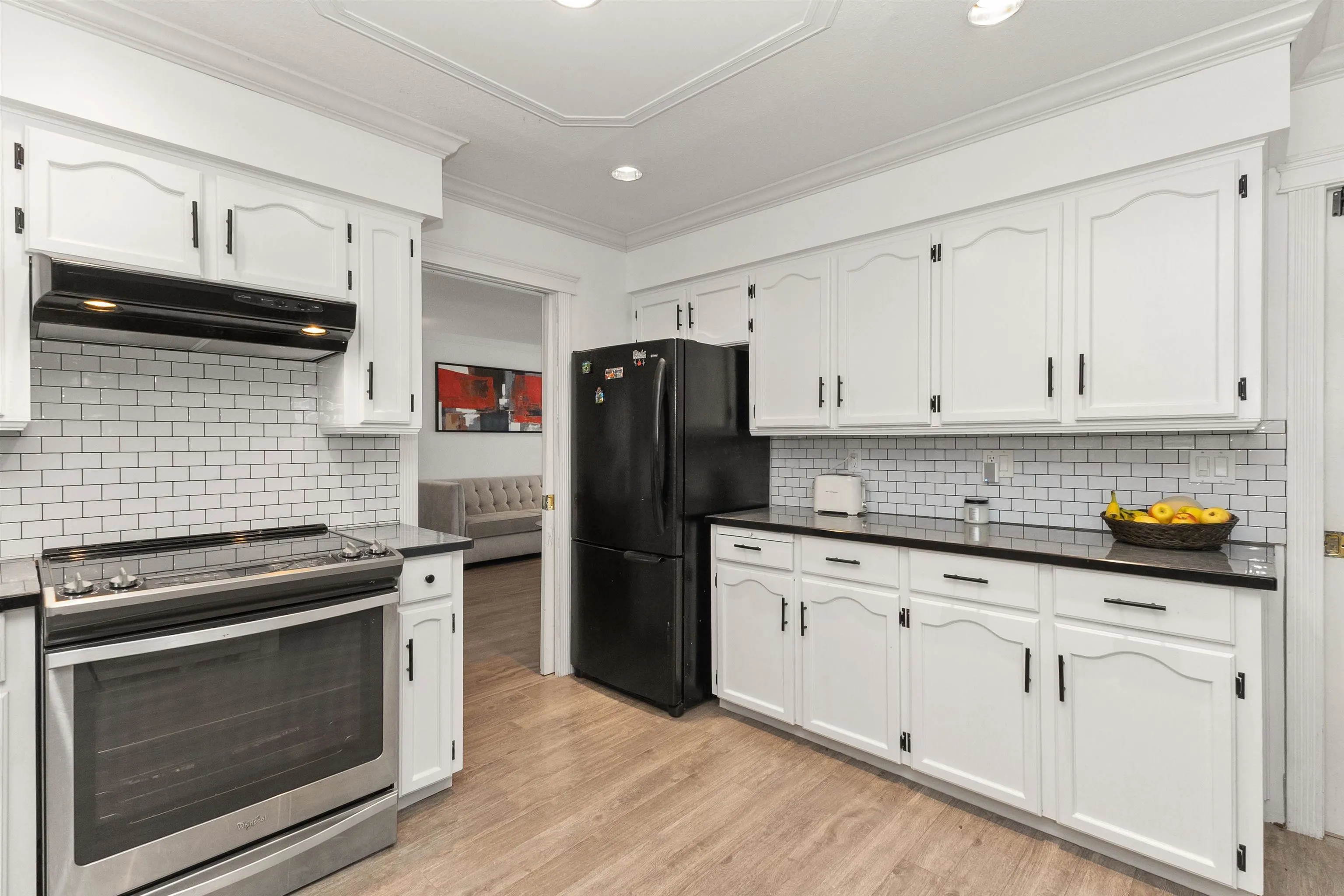 32507 Qualicum Place