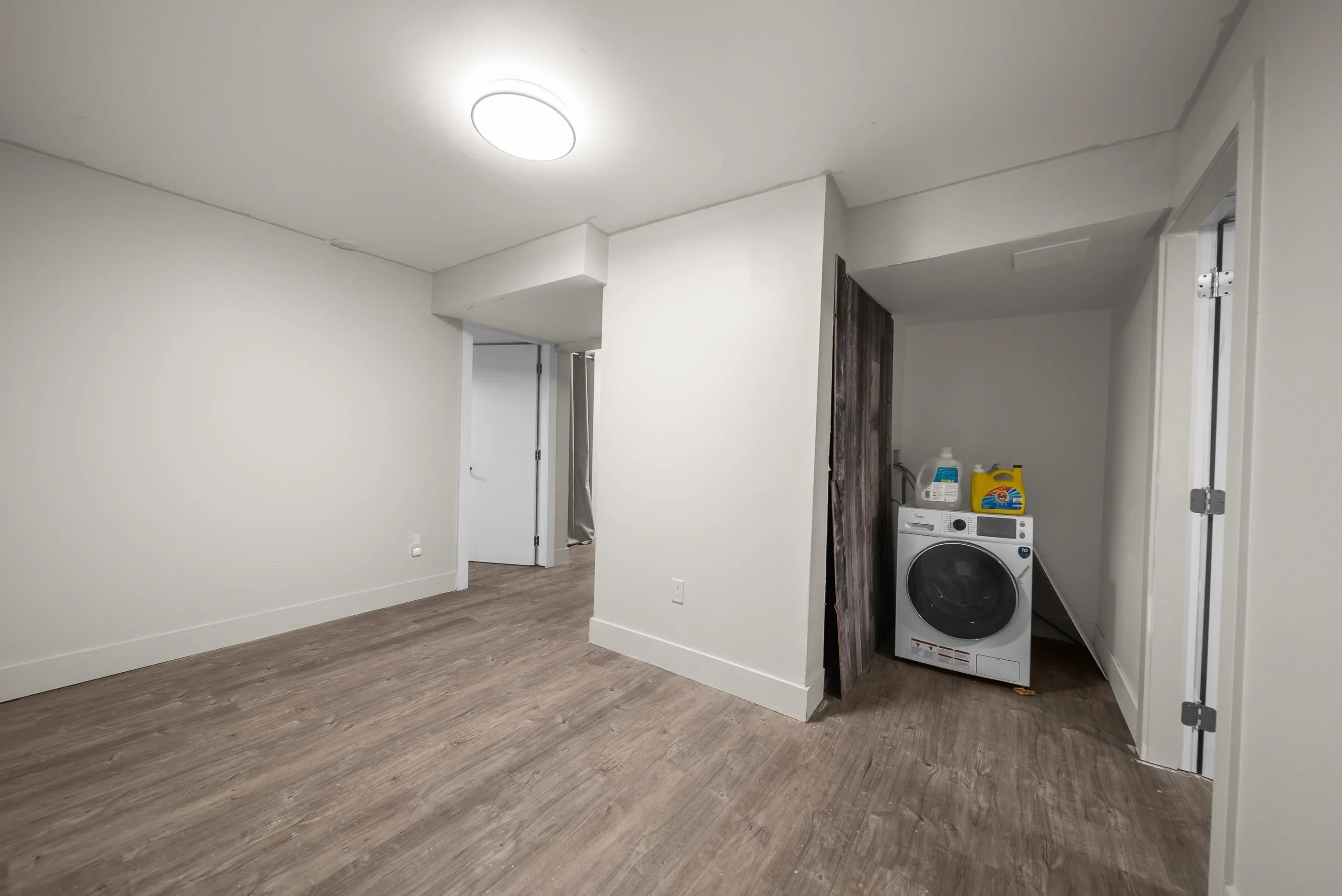 32507 Qualicum Place