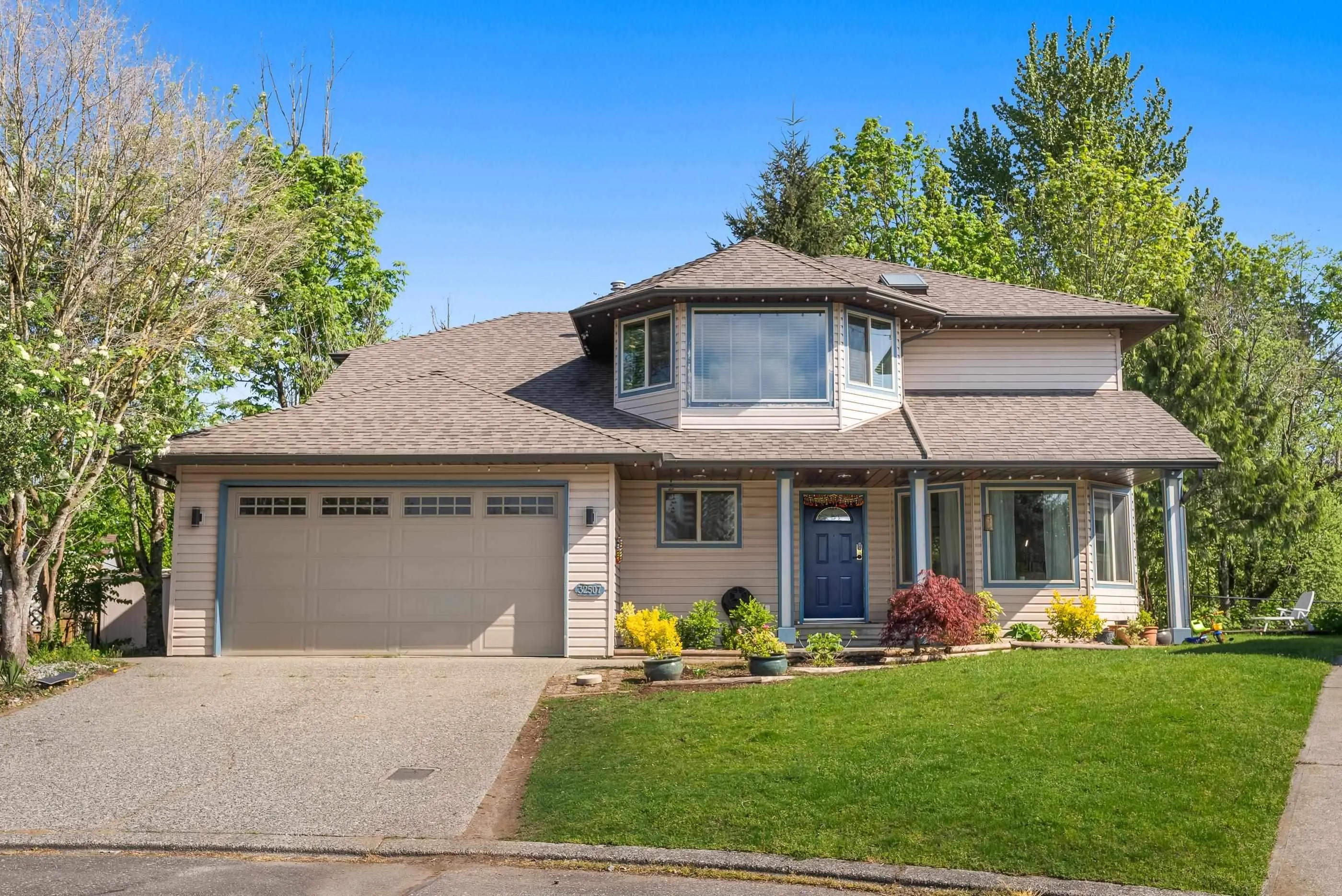32507 Qualicum Place