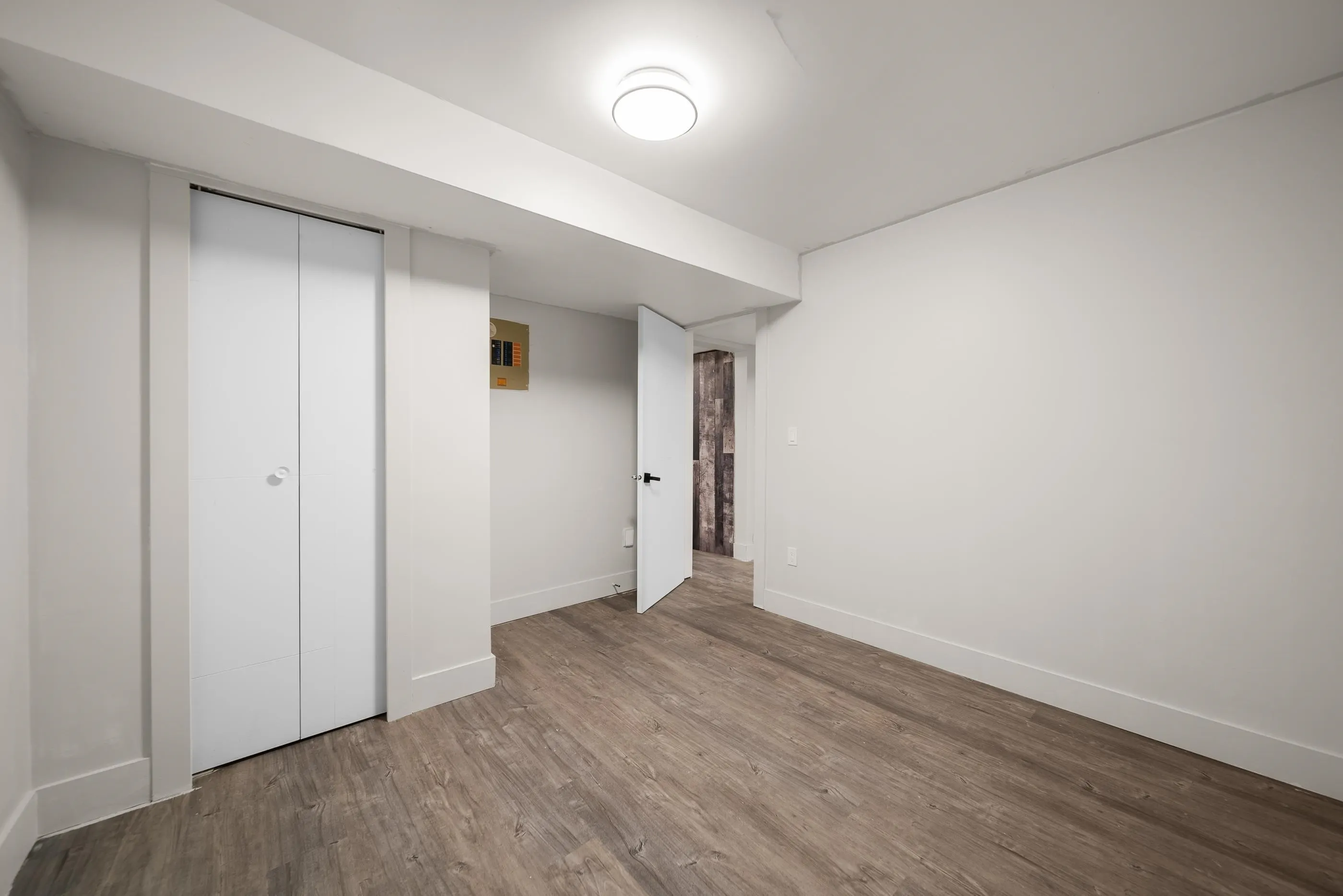 32507 Qualicum Place