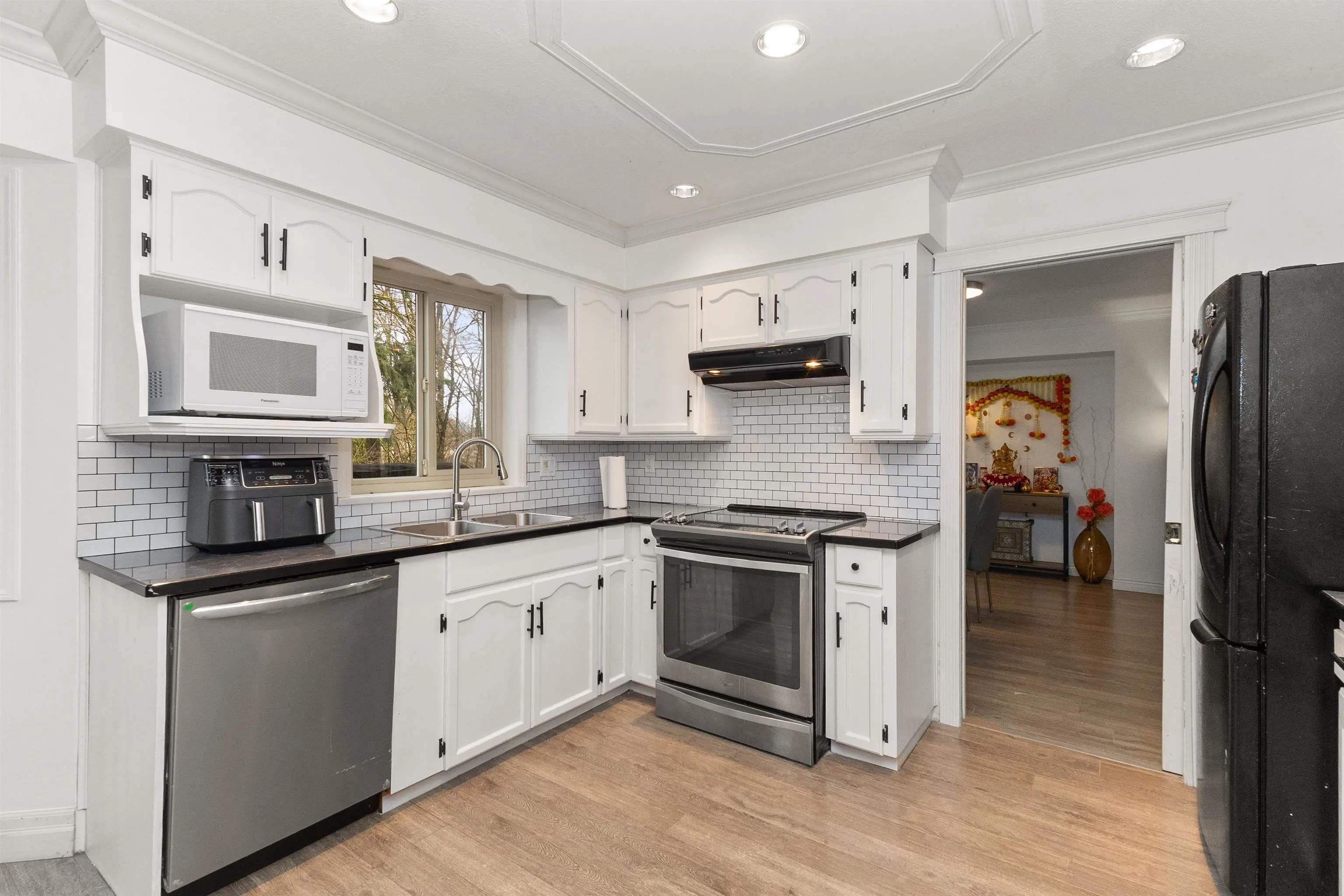 32507 Qualicum Place