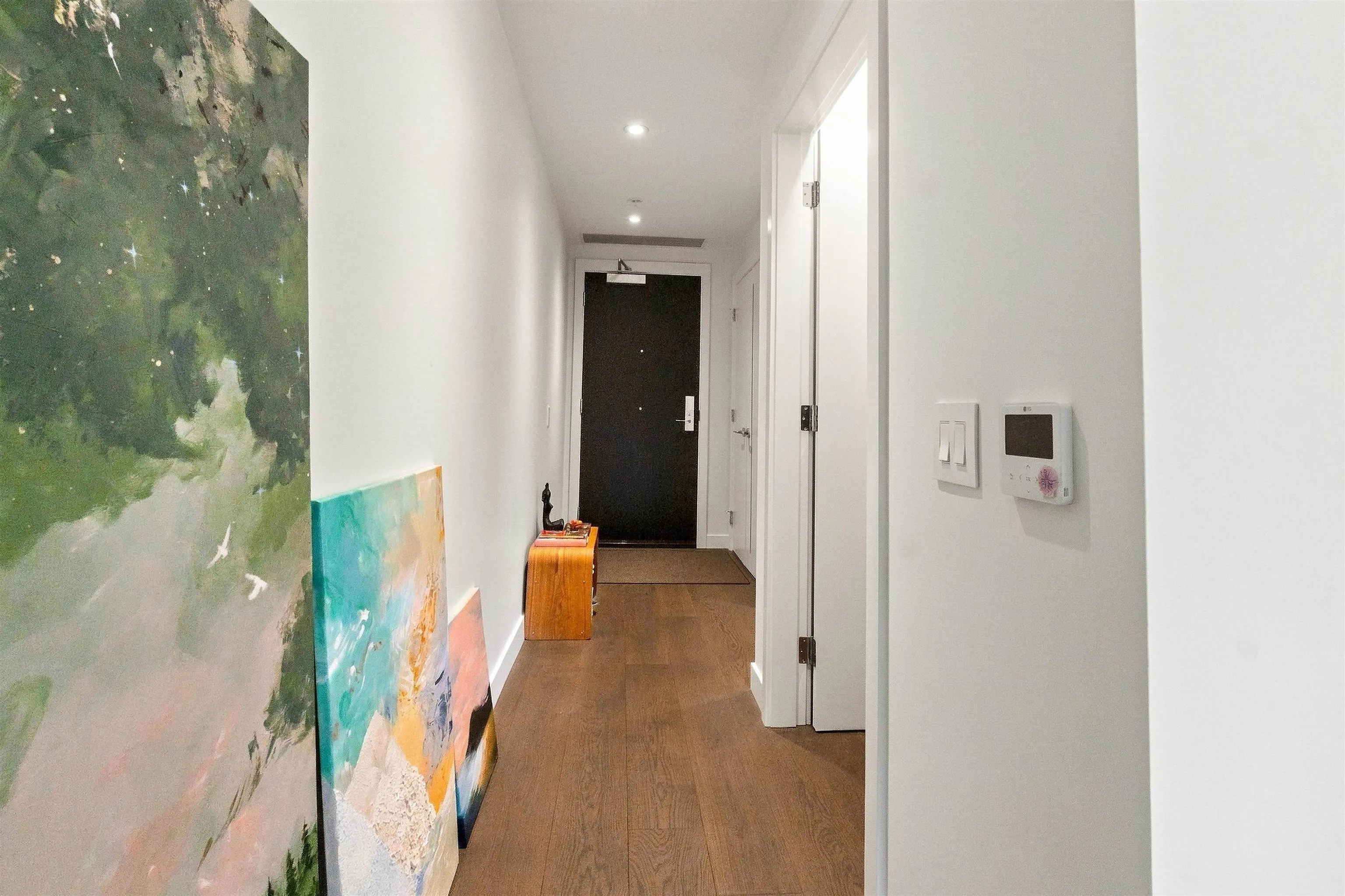 5168 Cambie Street #205