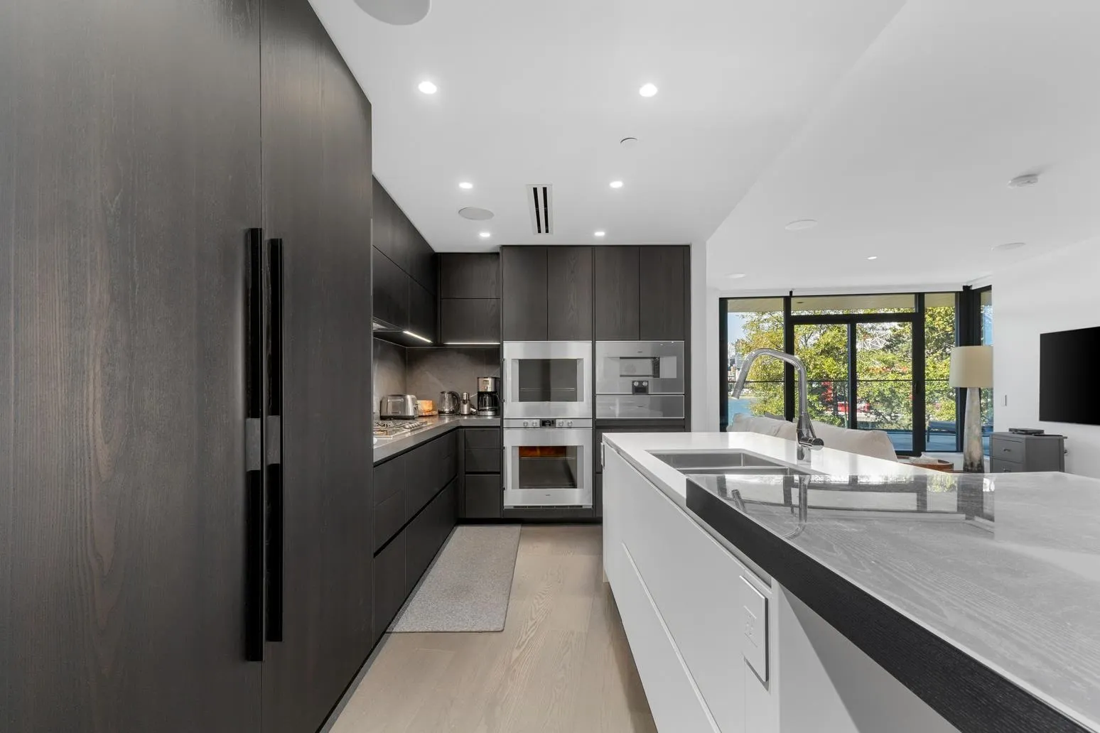 1601 Quebec Street #303
