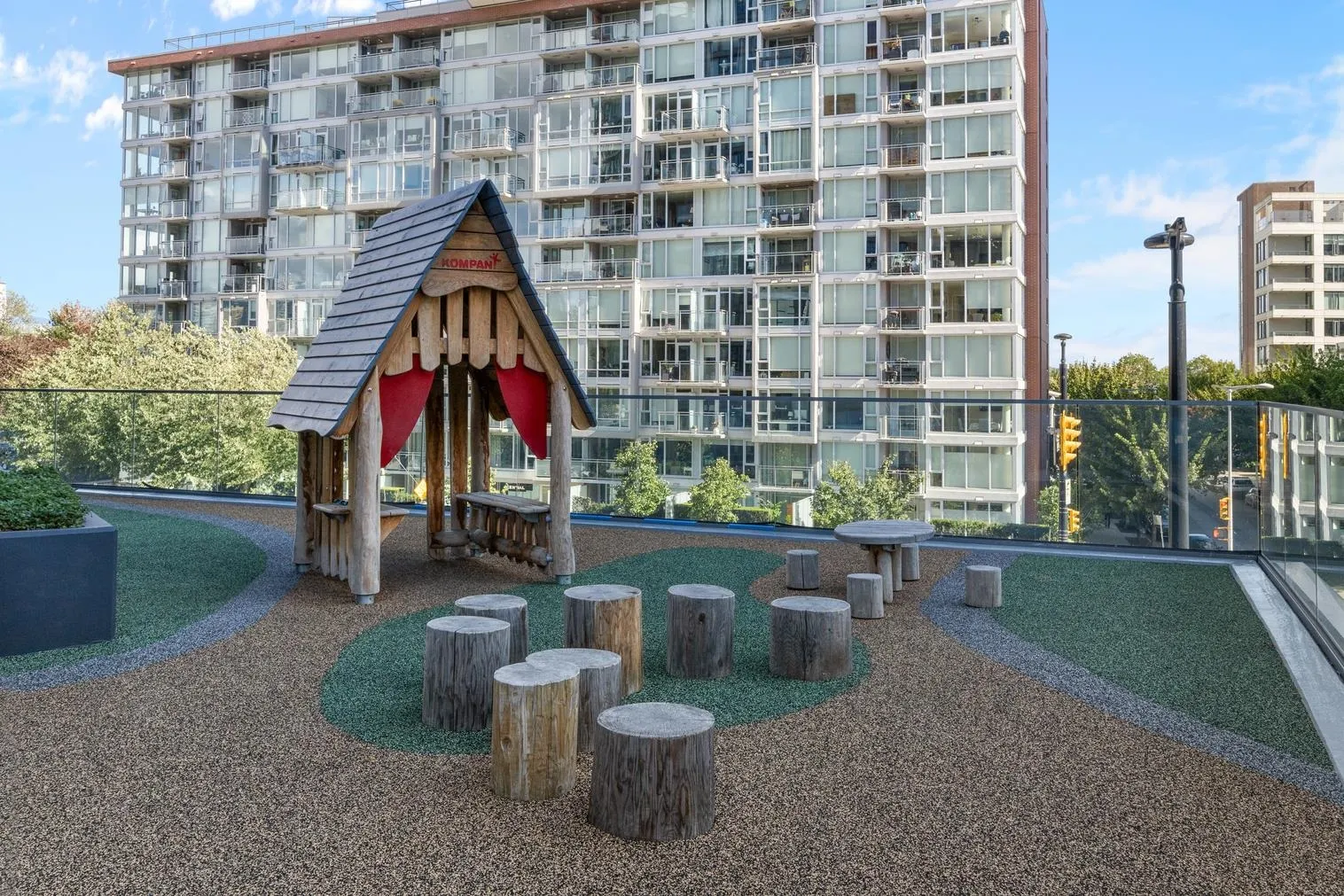 1601 Quebec Street #303