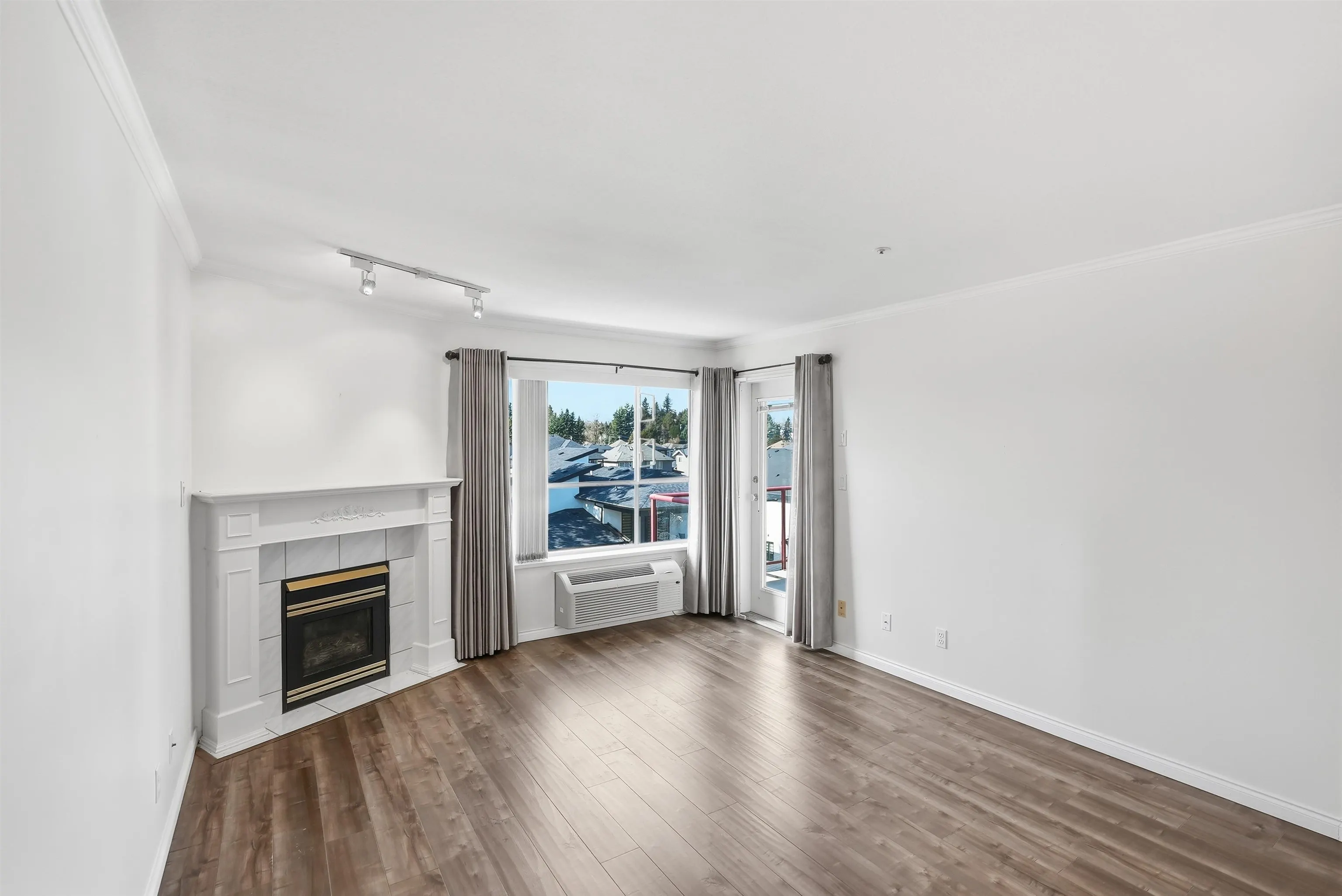 2626 Countess Street #411