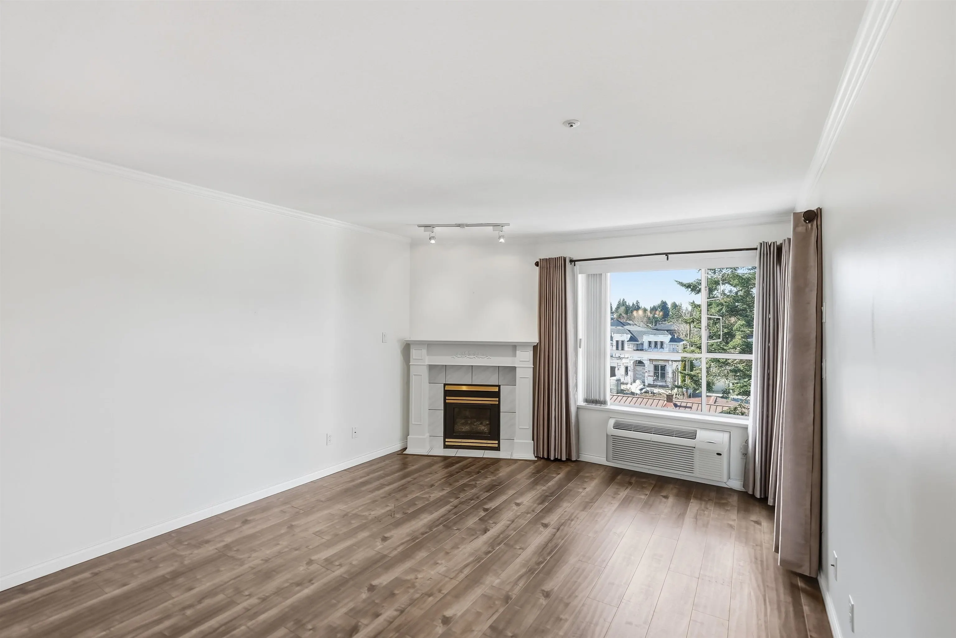 2626 Countess Street #411