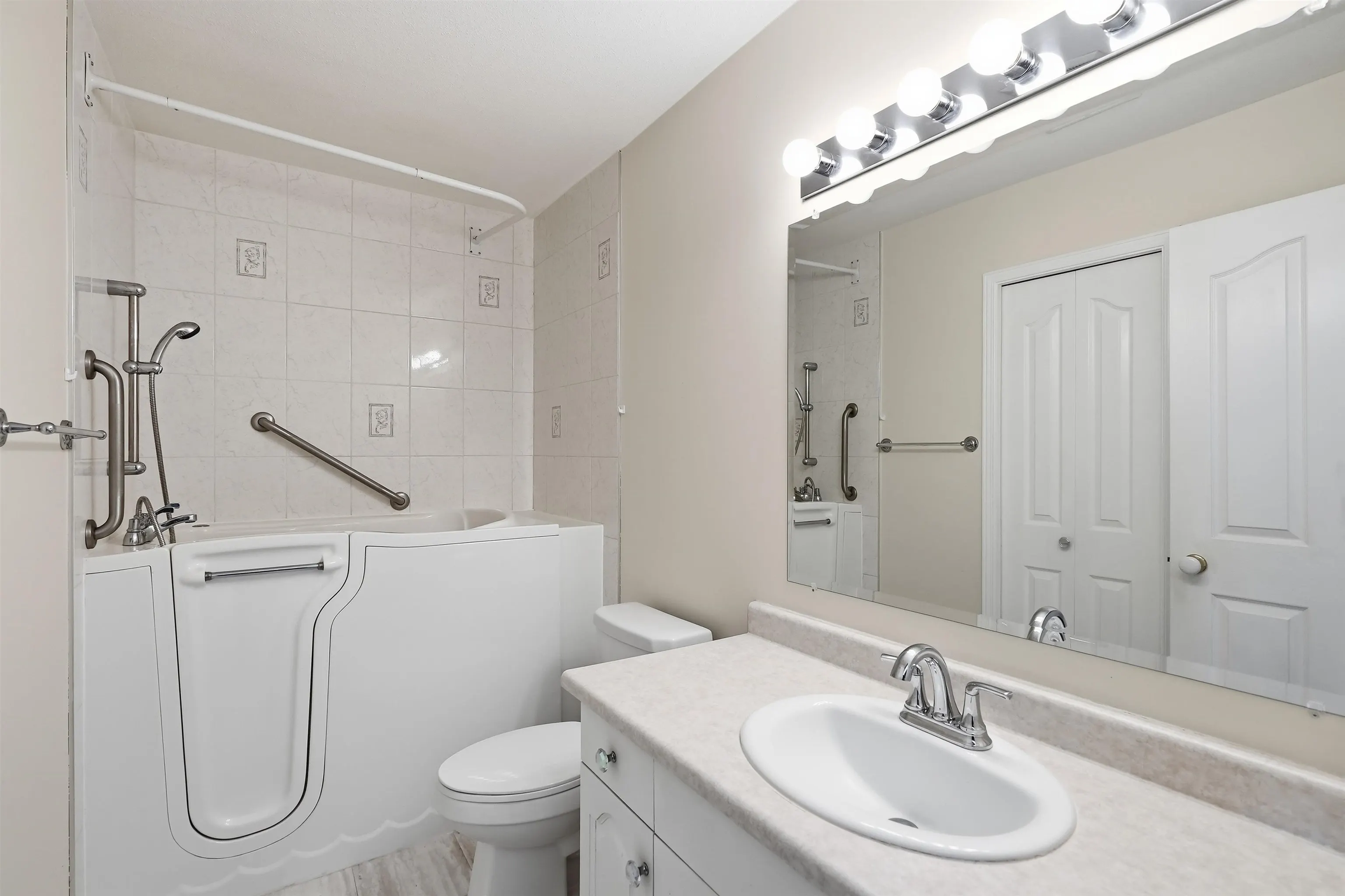 2626 Countess Street #411