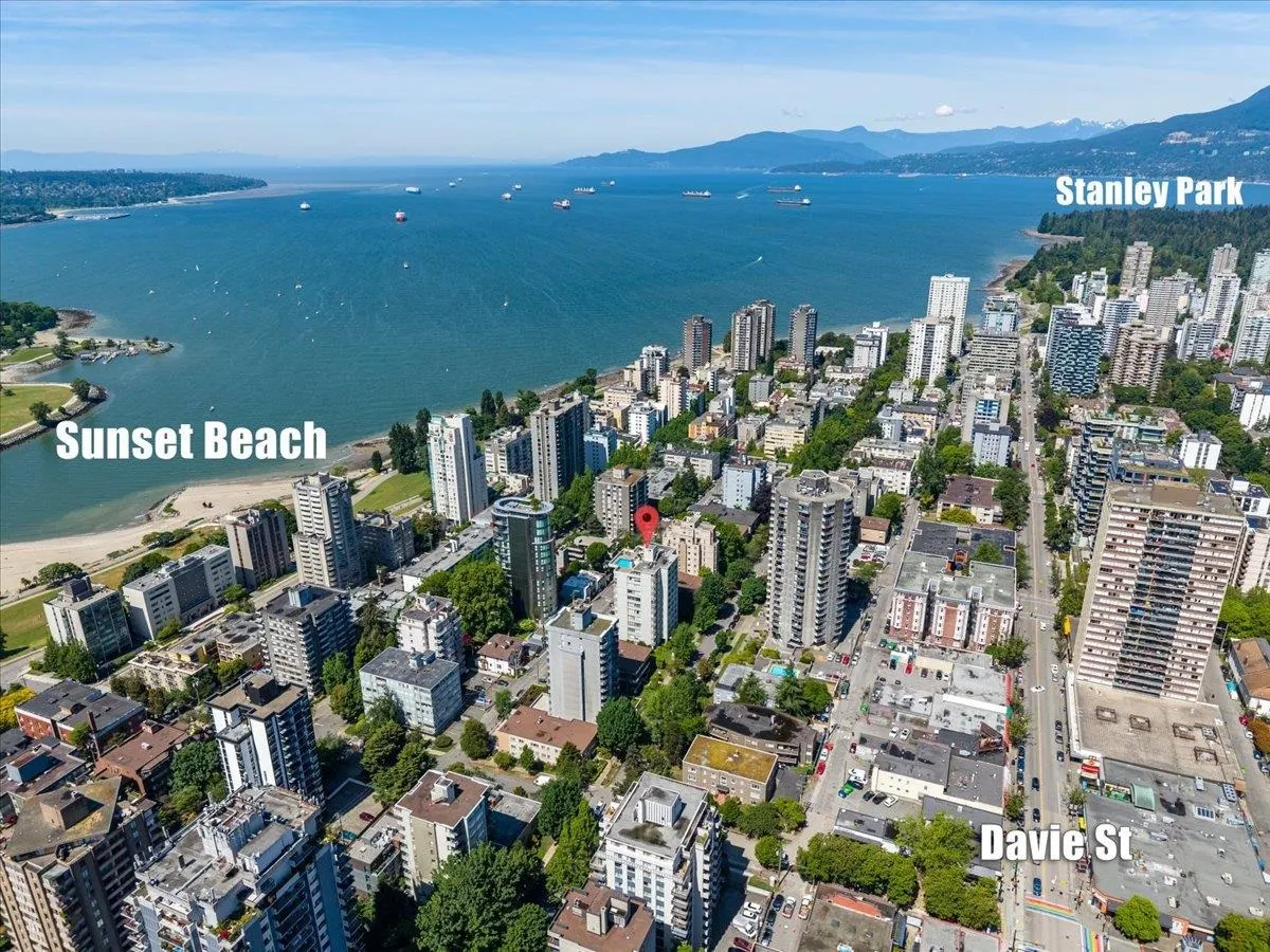 1250 Burnaby Street #1105