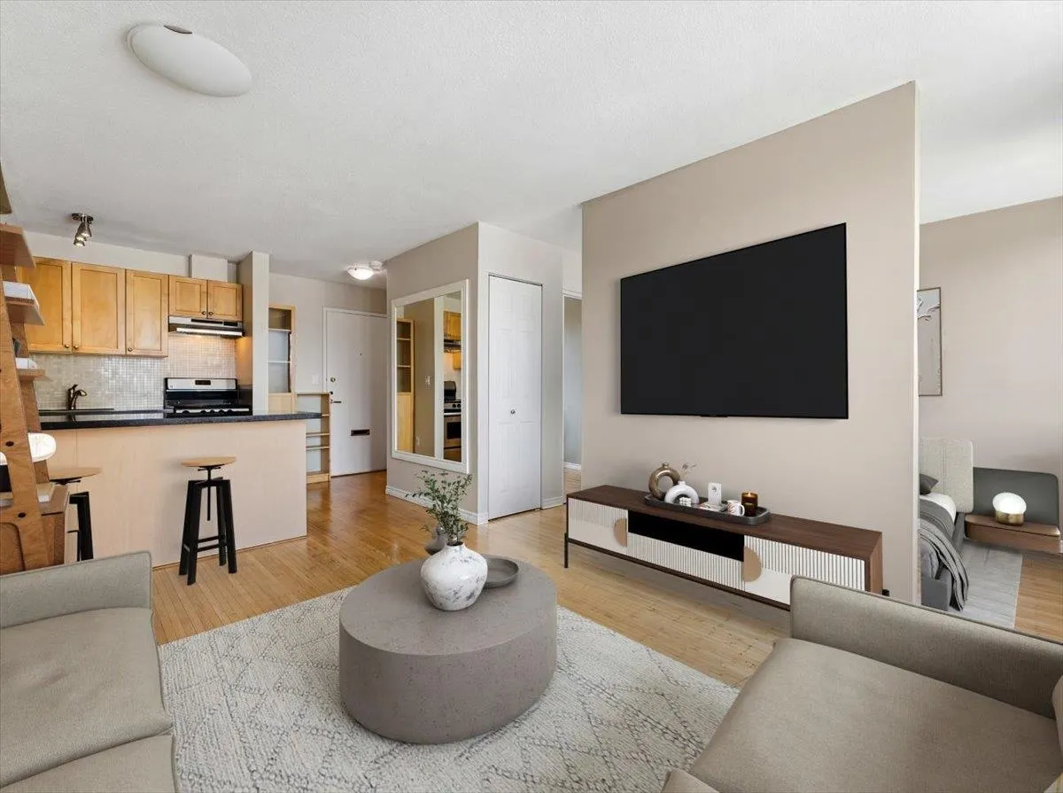 1250 Burnaby Street #1105