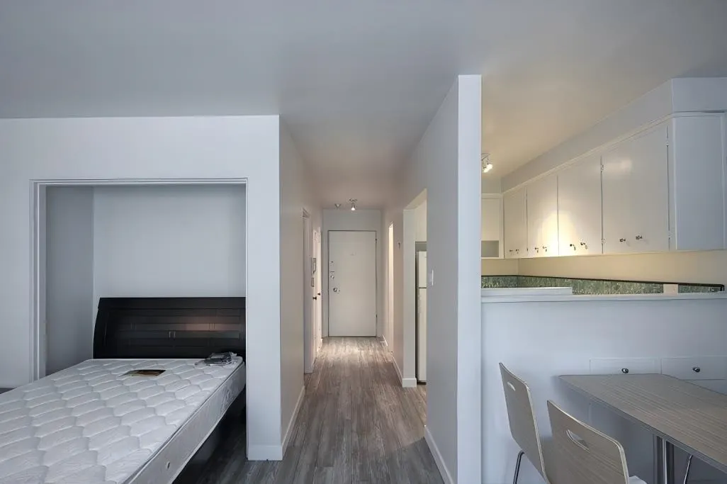 1540 Haro Street #104