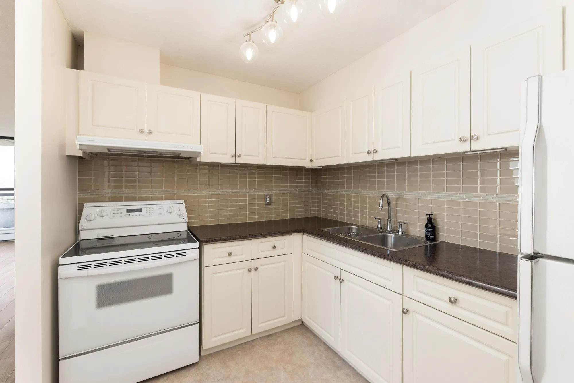 3771 Bartlett Court #1906