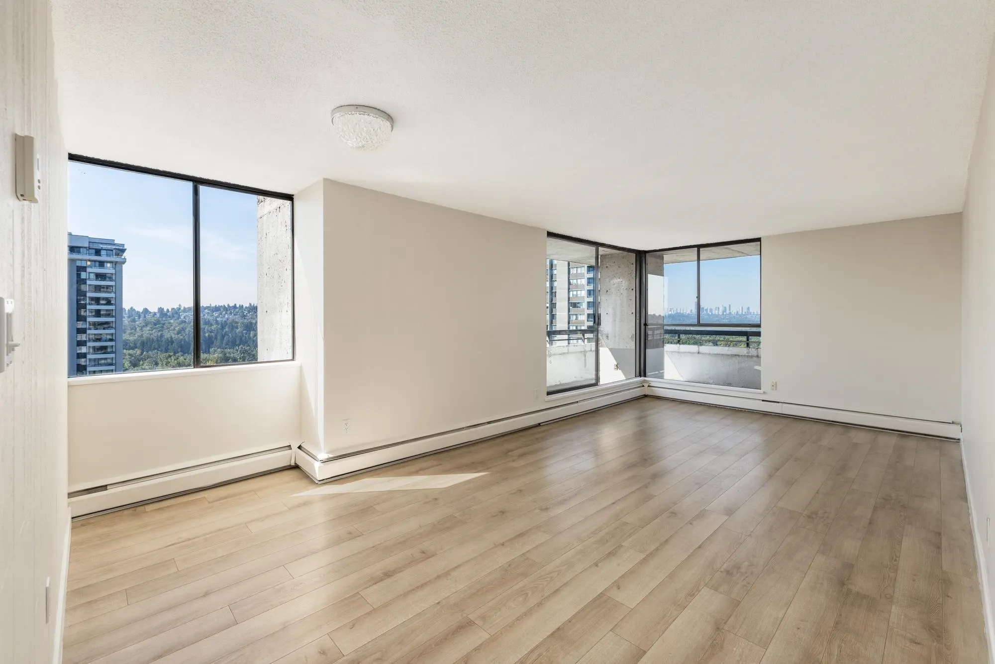 3771 Bartlett Court #1906
