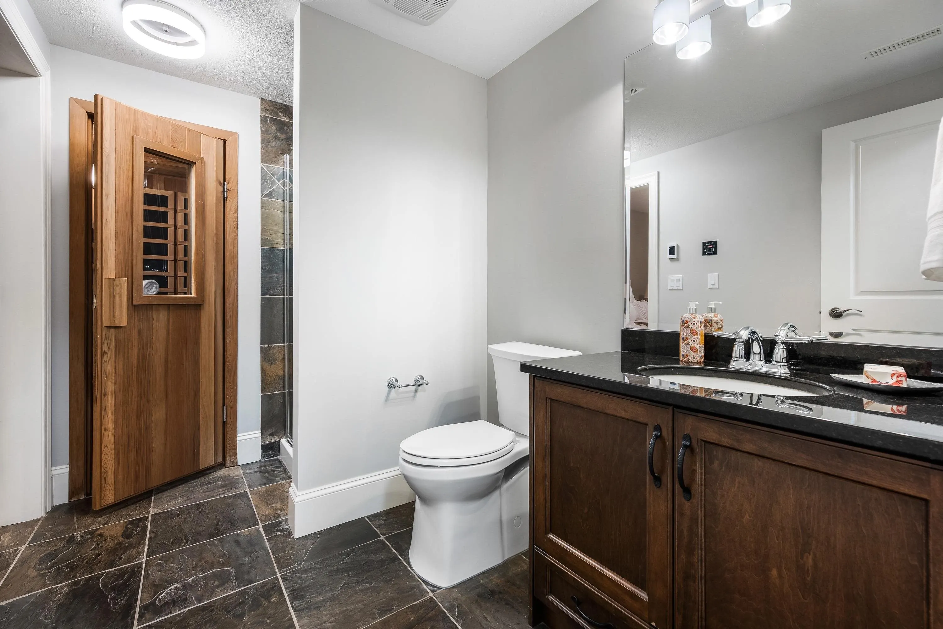 2462 Jonquil Court