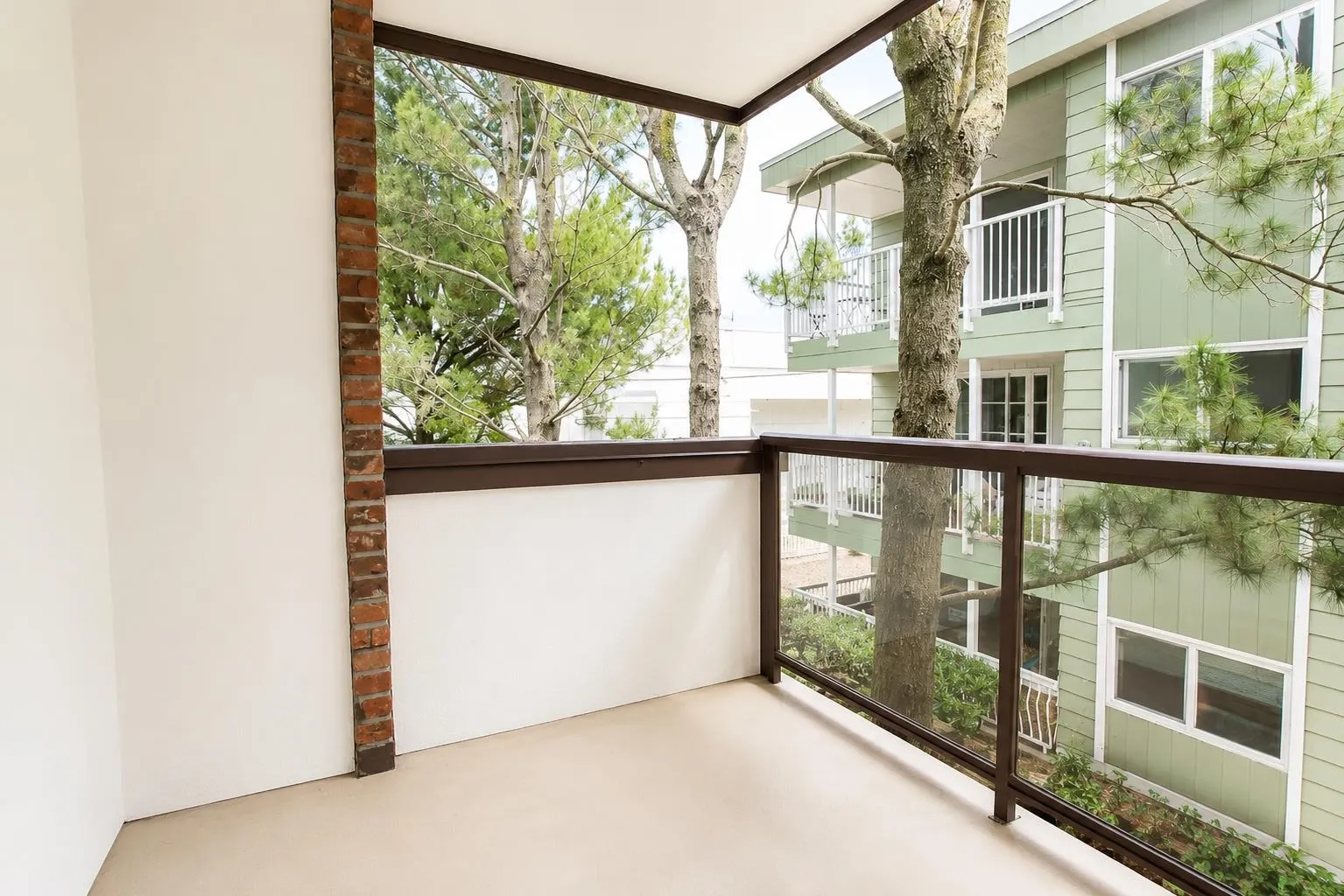 1775 W 10th Avenue #203