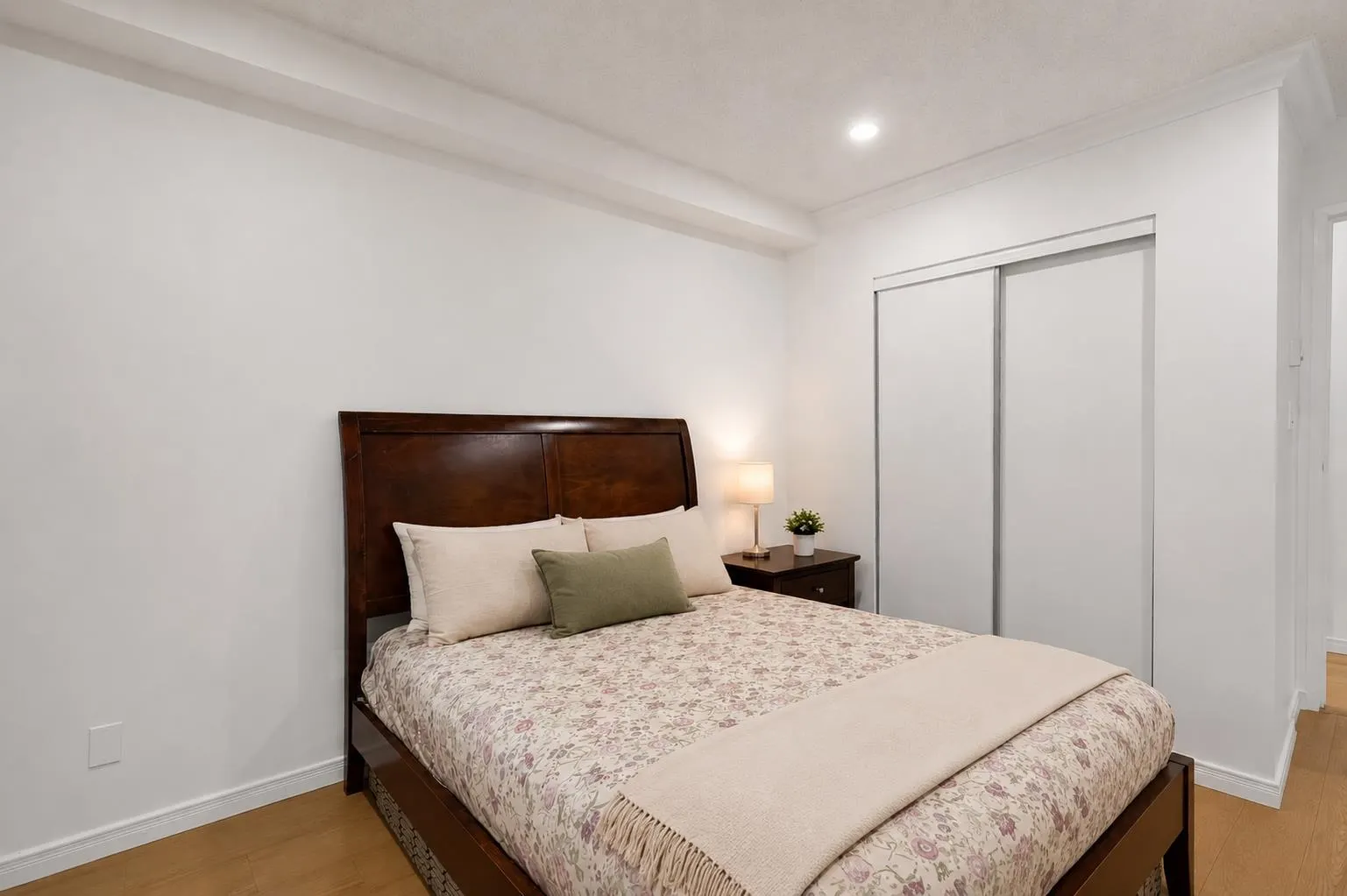 10560 154 Street #201