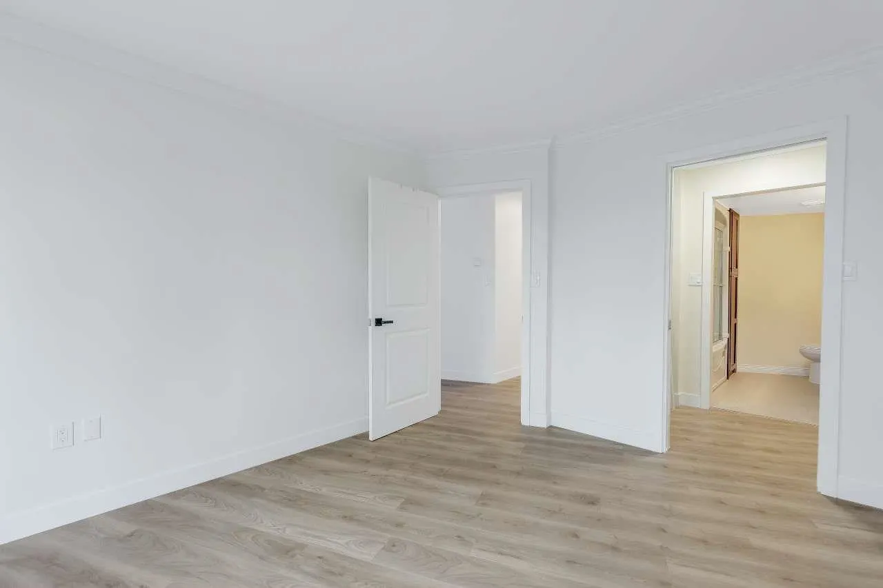 15111 Russell Avenue #309