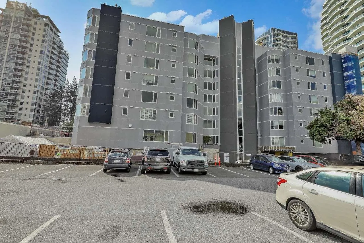 15111 Russell Avenue #309