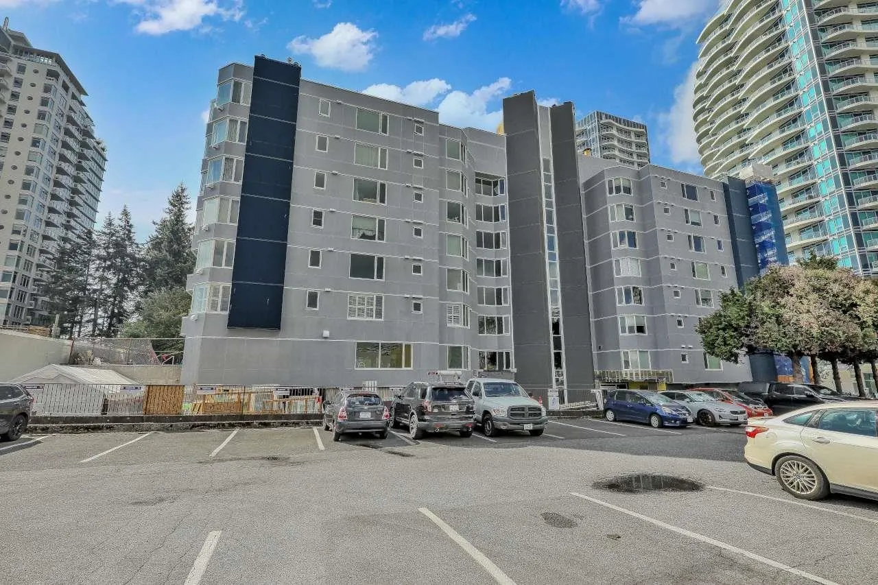 15111 Russell Avenue #309