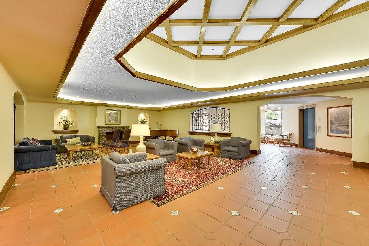15111 Russell Avenue #309