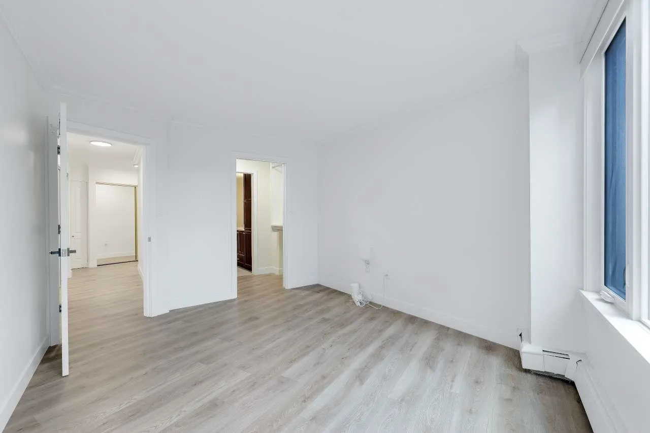 15111 Russell Avenue #309