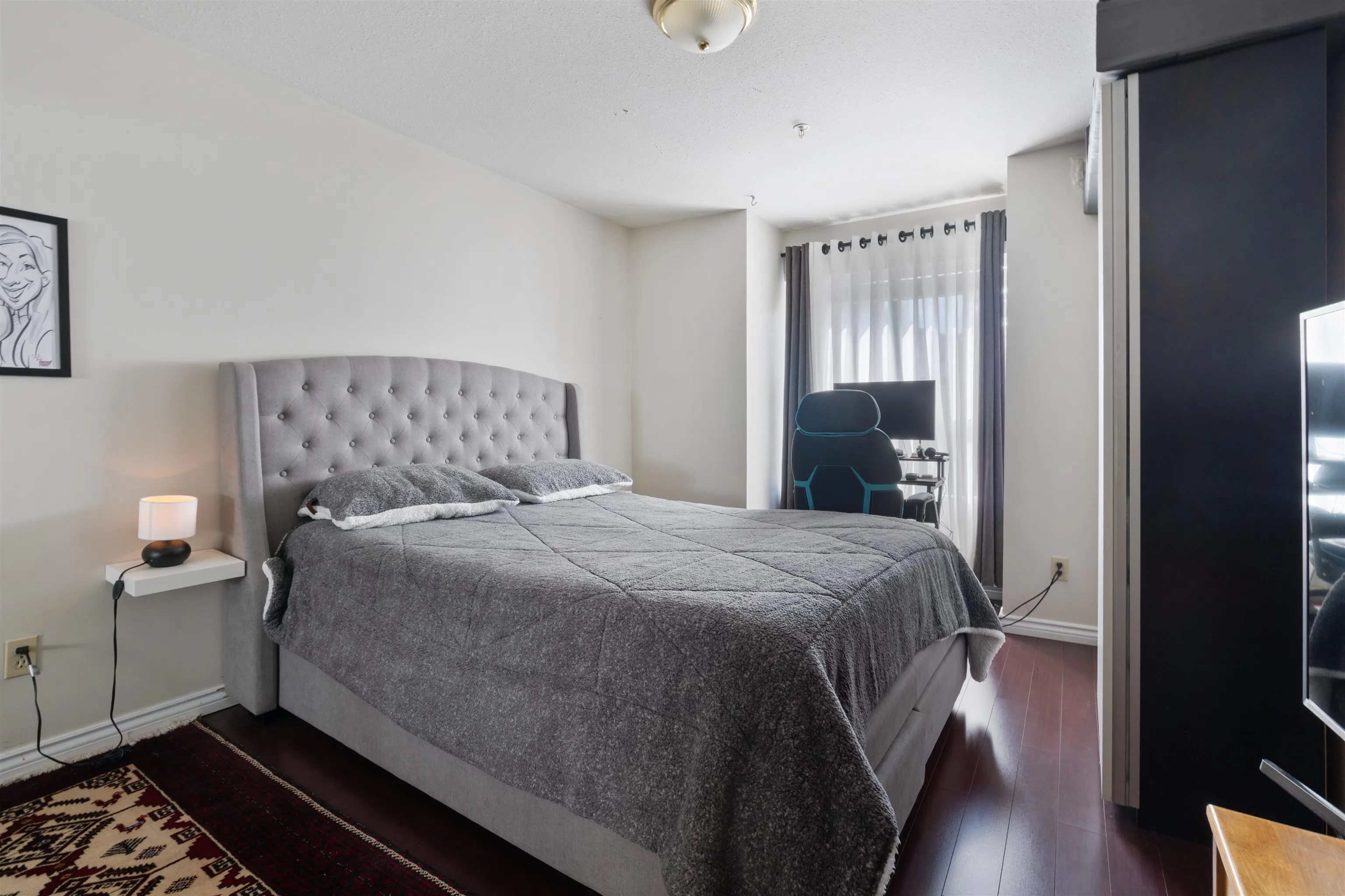988 W 16th Avenue #203