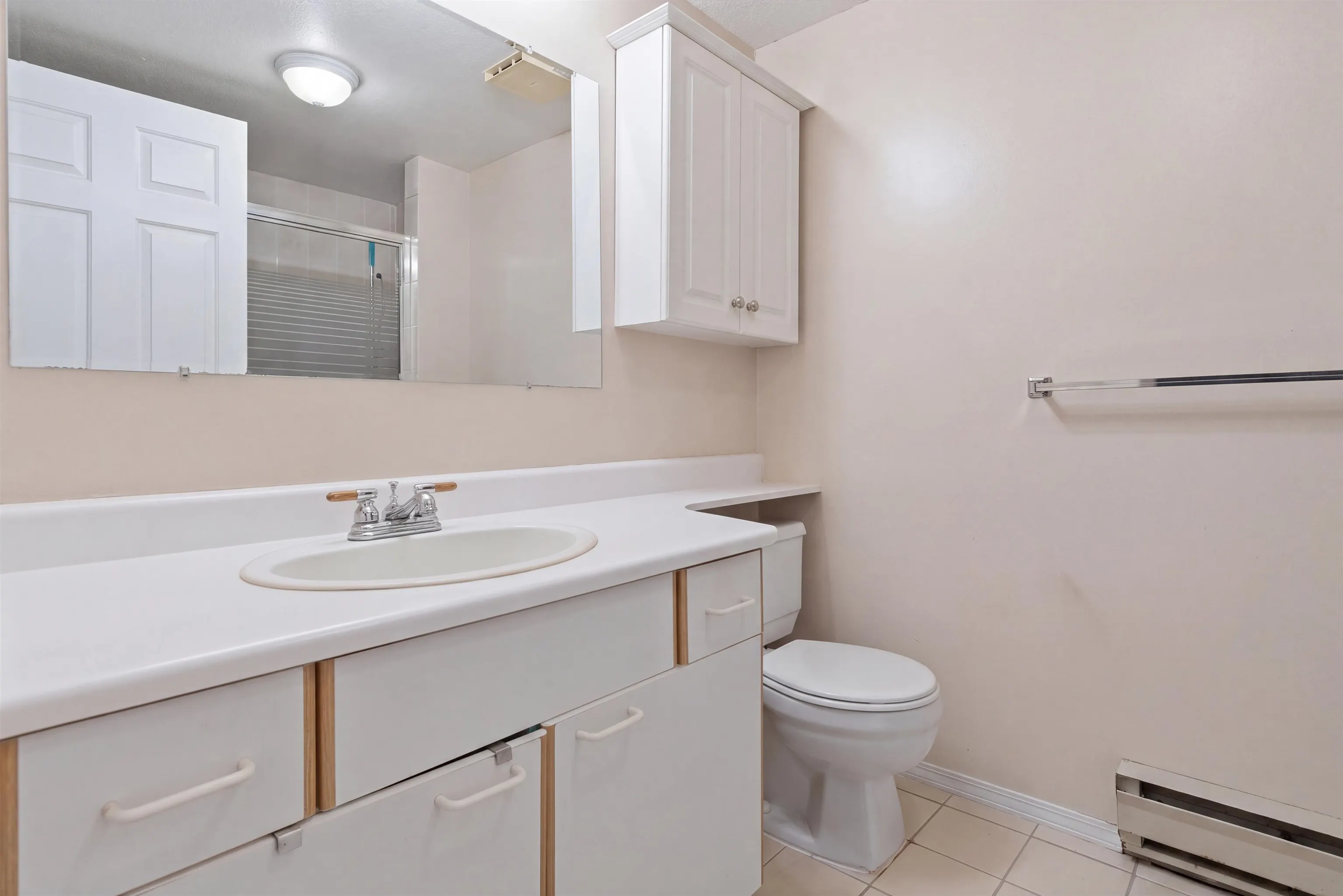 988 W 16th Avenue #203