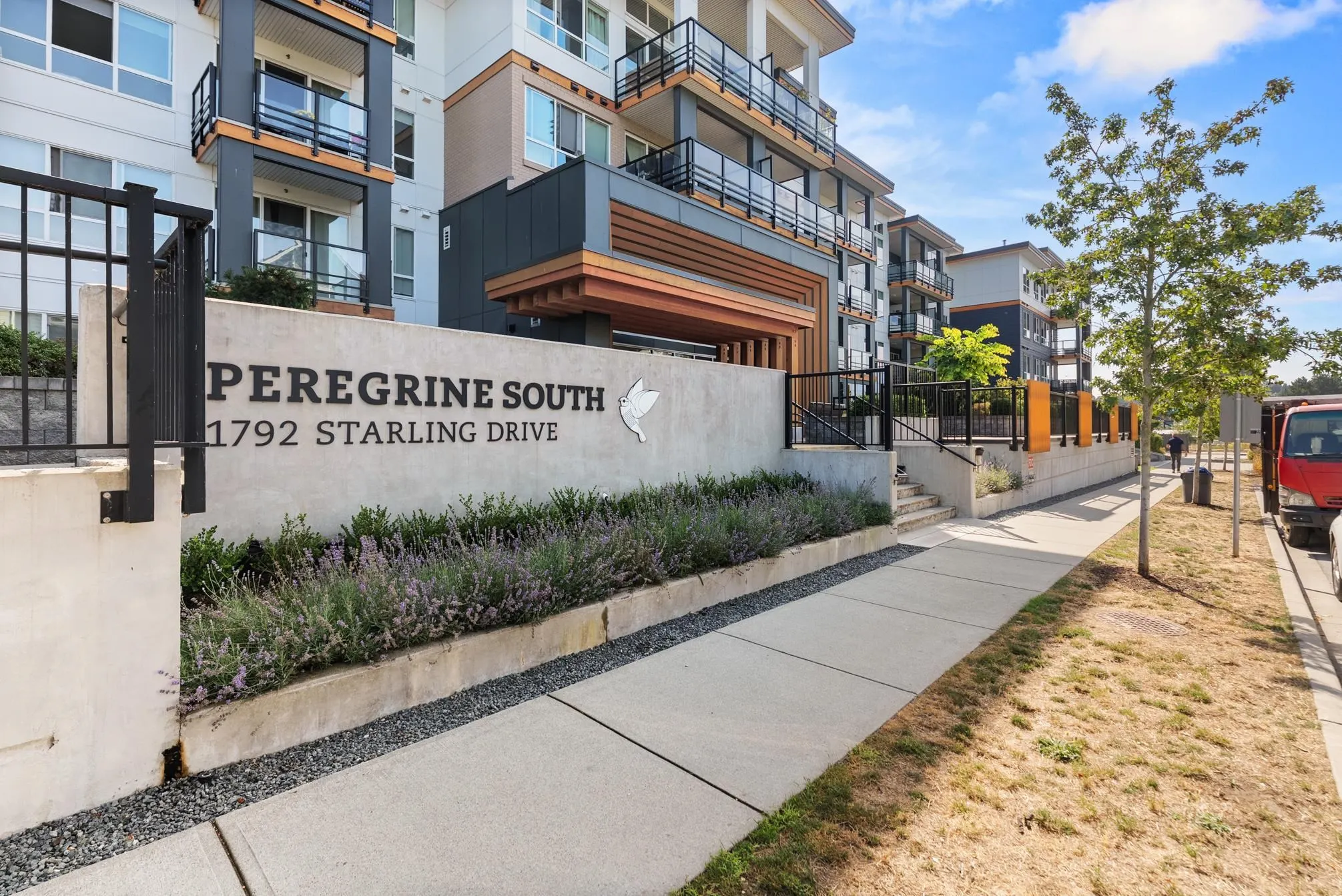 1792 Starling Drive #203
