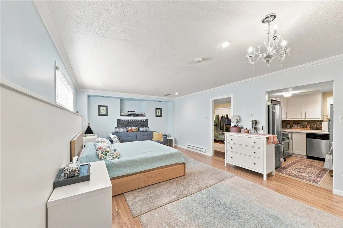 1617 Stella Place