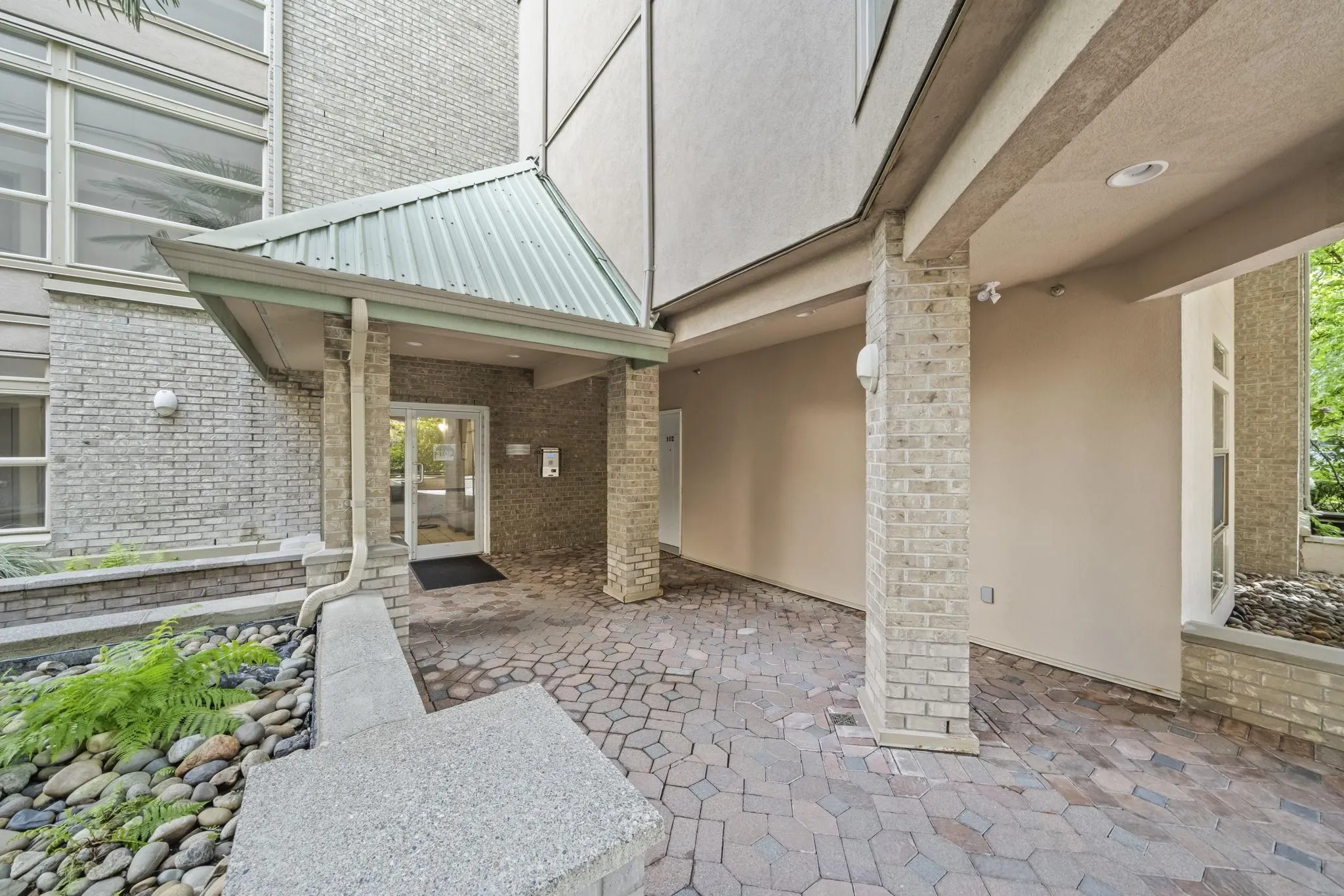 301 Maude Road #506