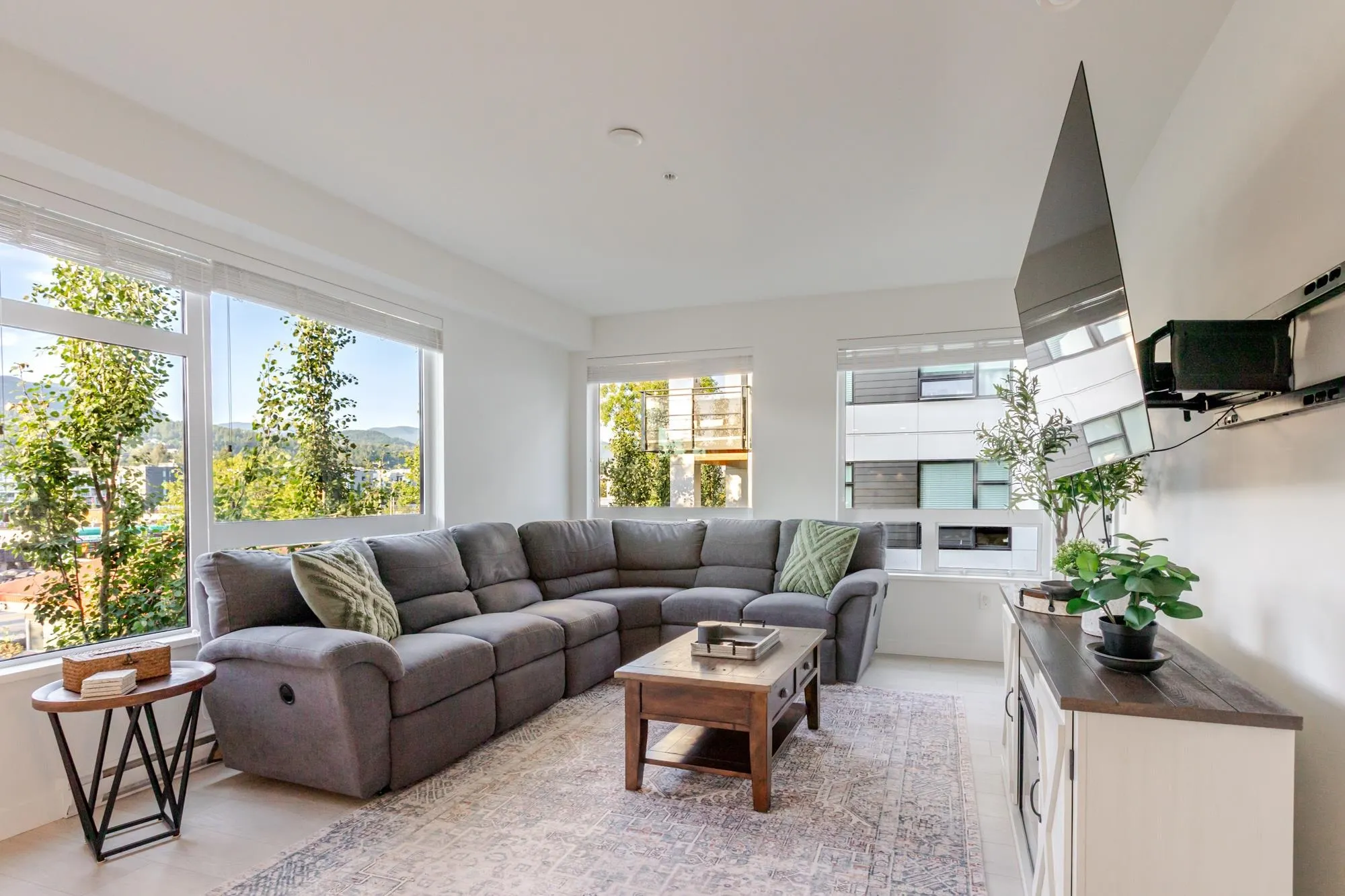 3018 St. George Street #306
