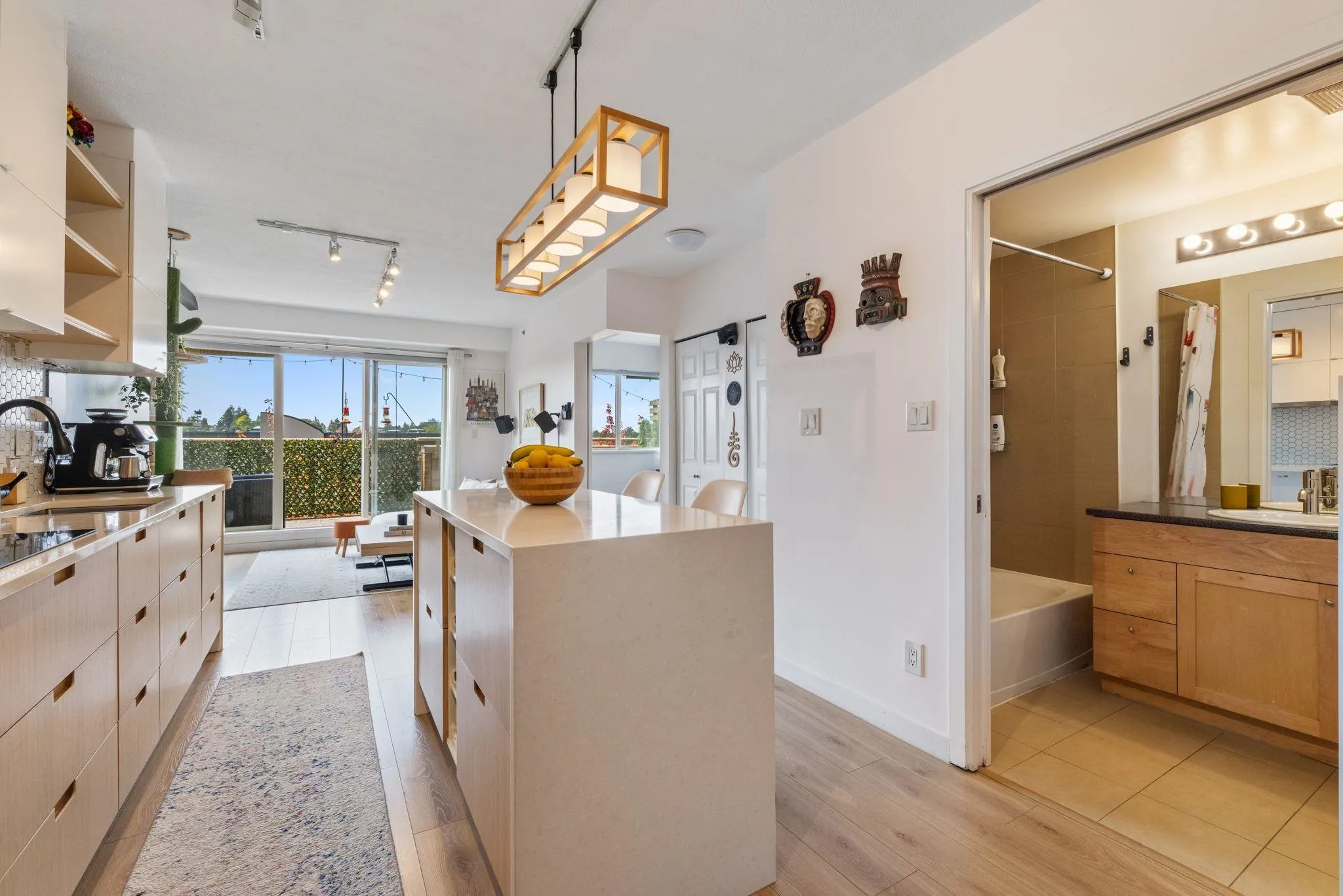 702 E King Edward Avenue #PH10