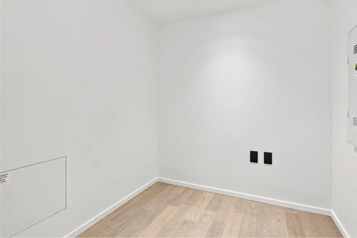 1408 Robson Street #1301