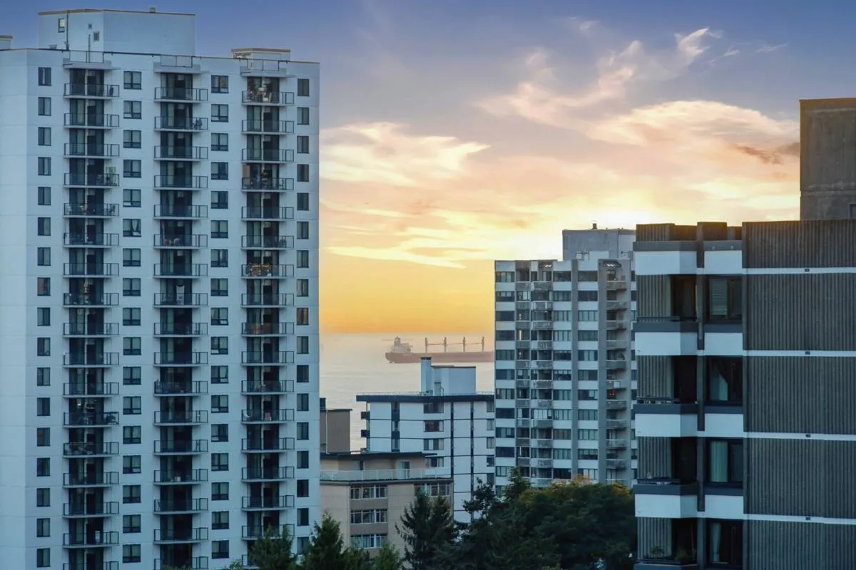 1408 Robson Street #1301
