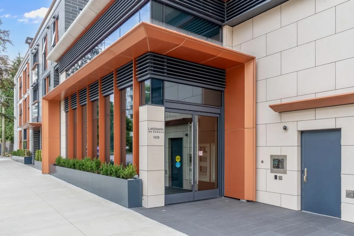 1408 Robson Street #1301