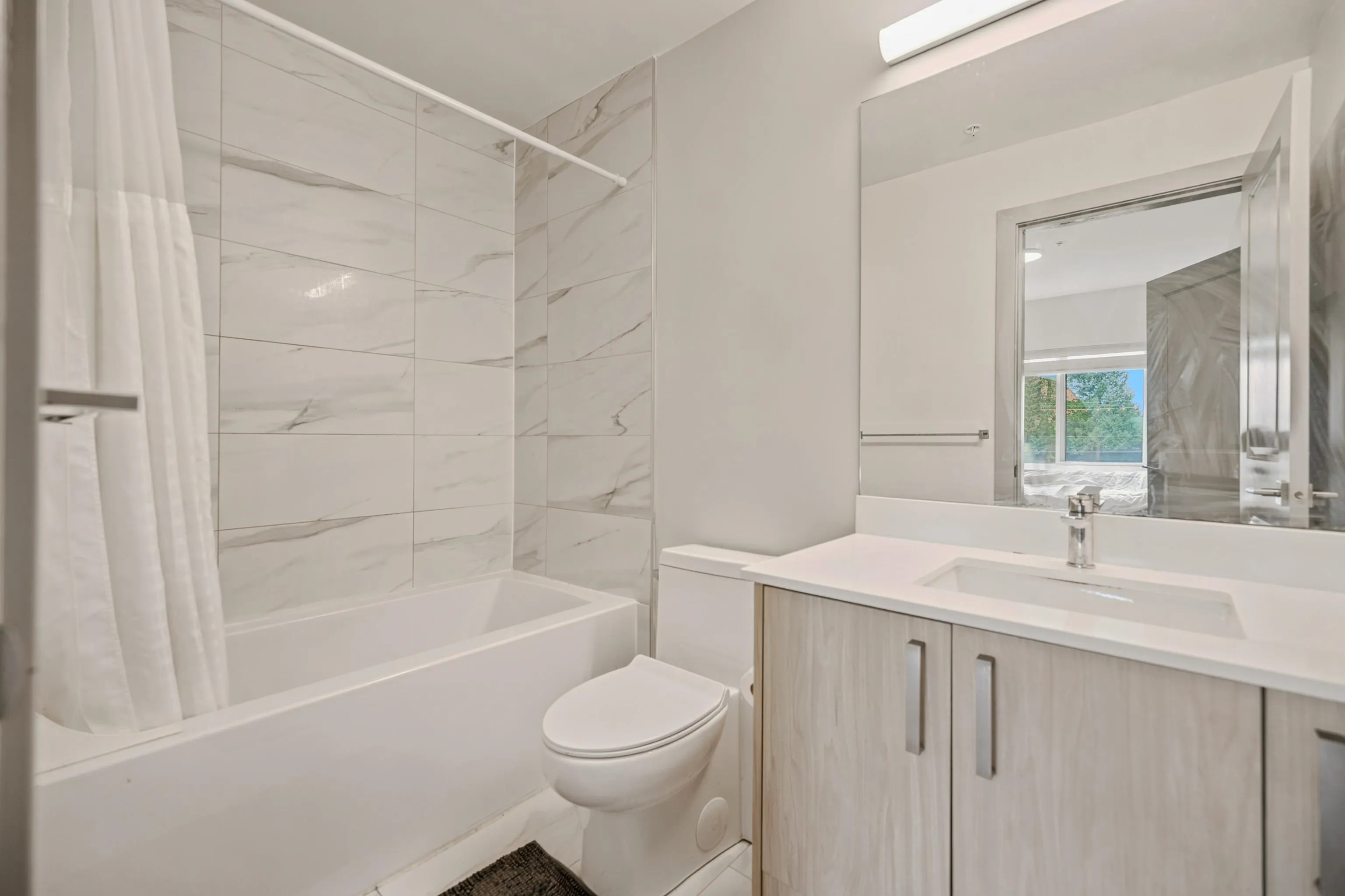 6968 Royal Oak Avenue #211