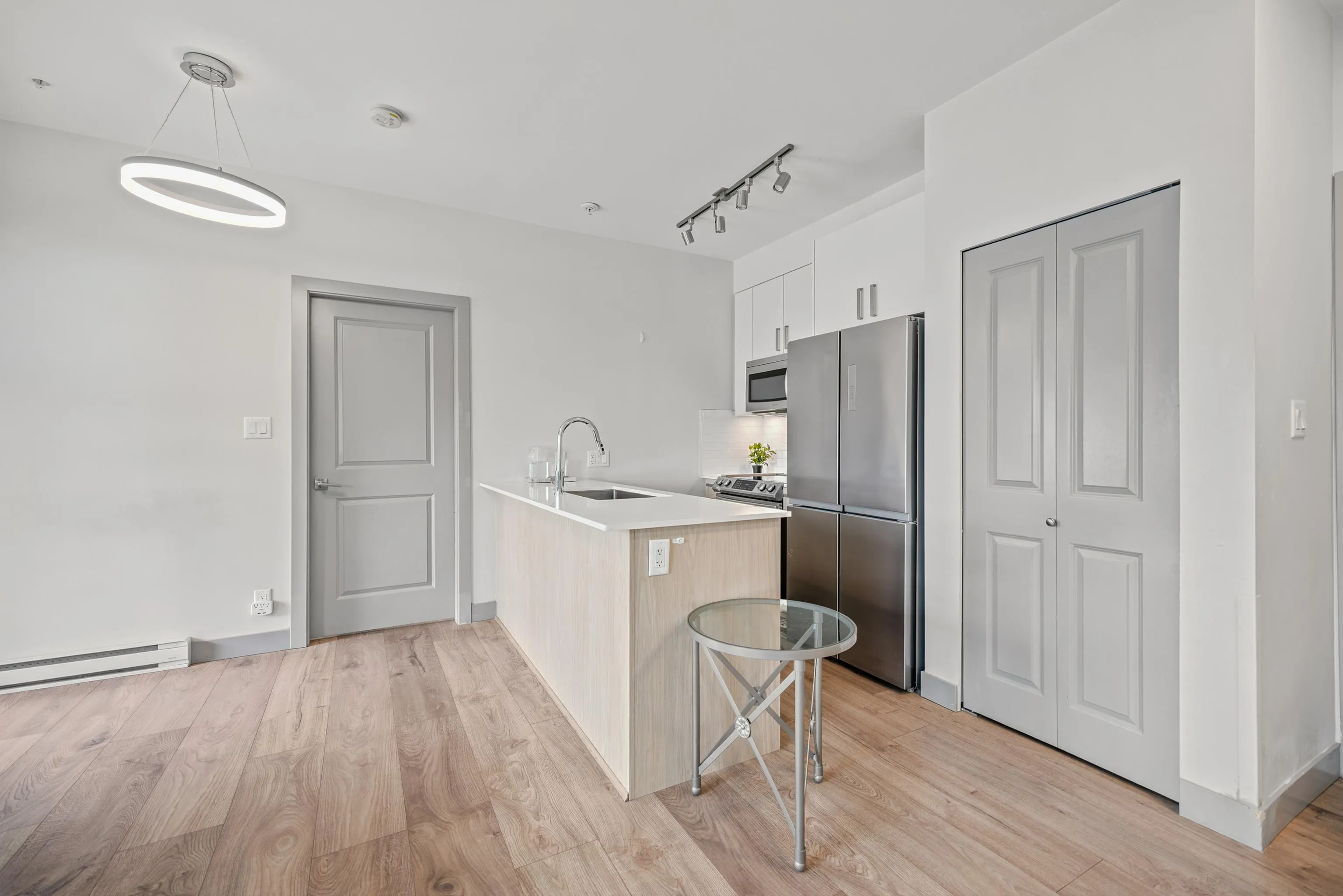 6968 Royal Oak Avenue #211