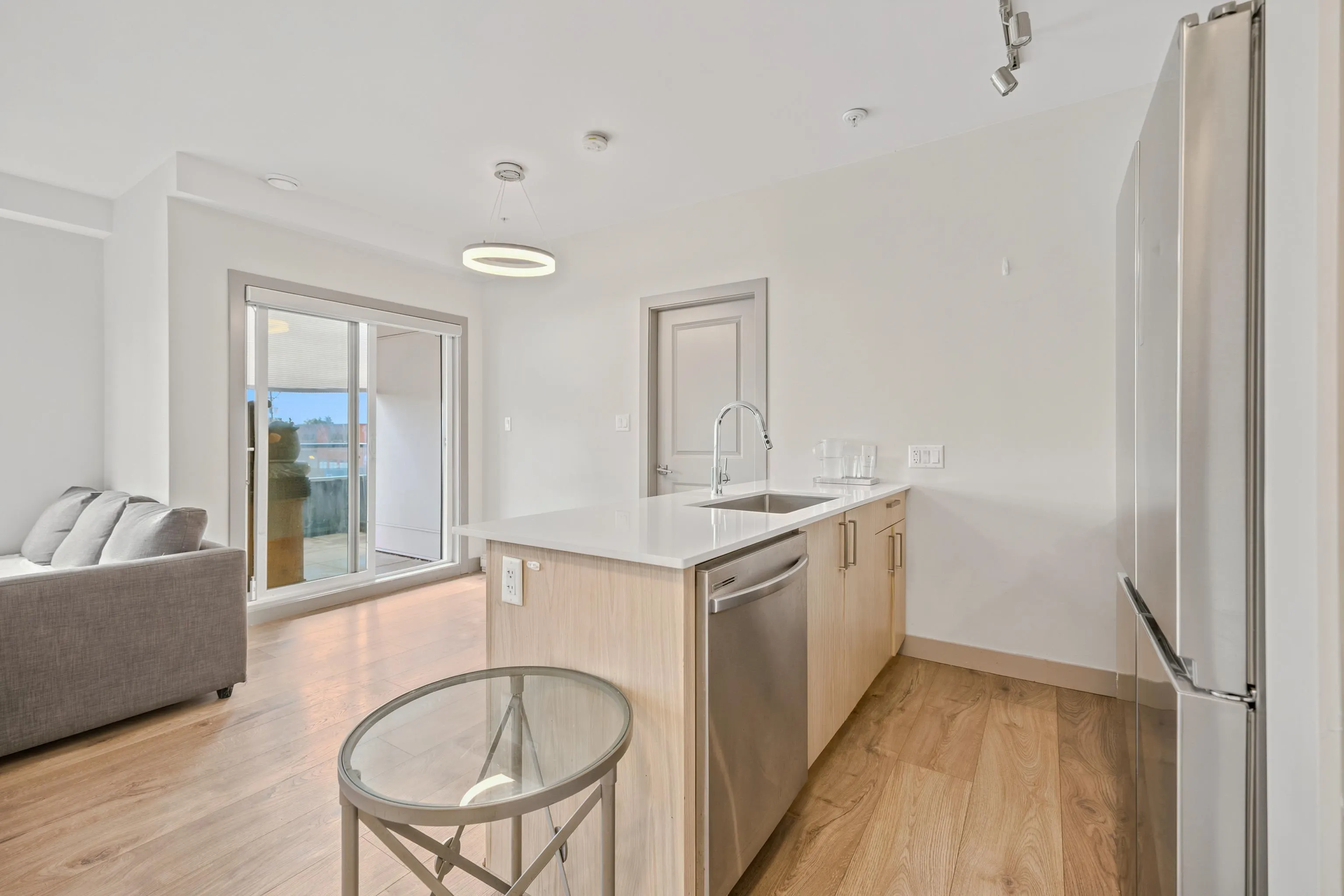 6968 Royal Oak Avenue #211