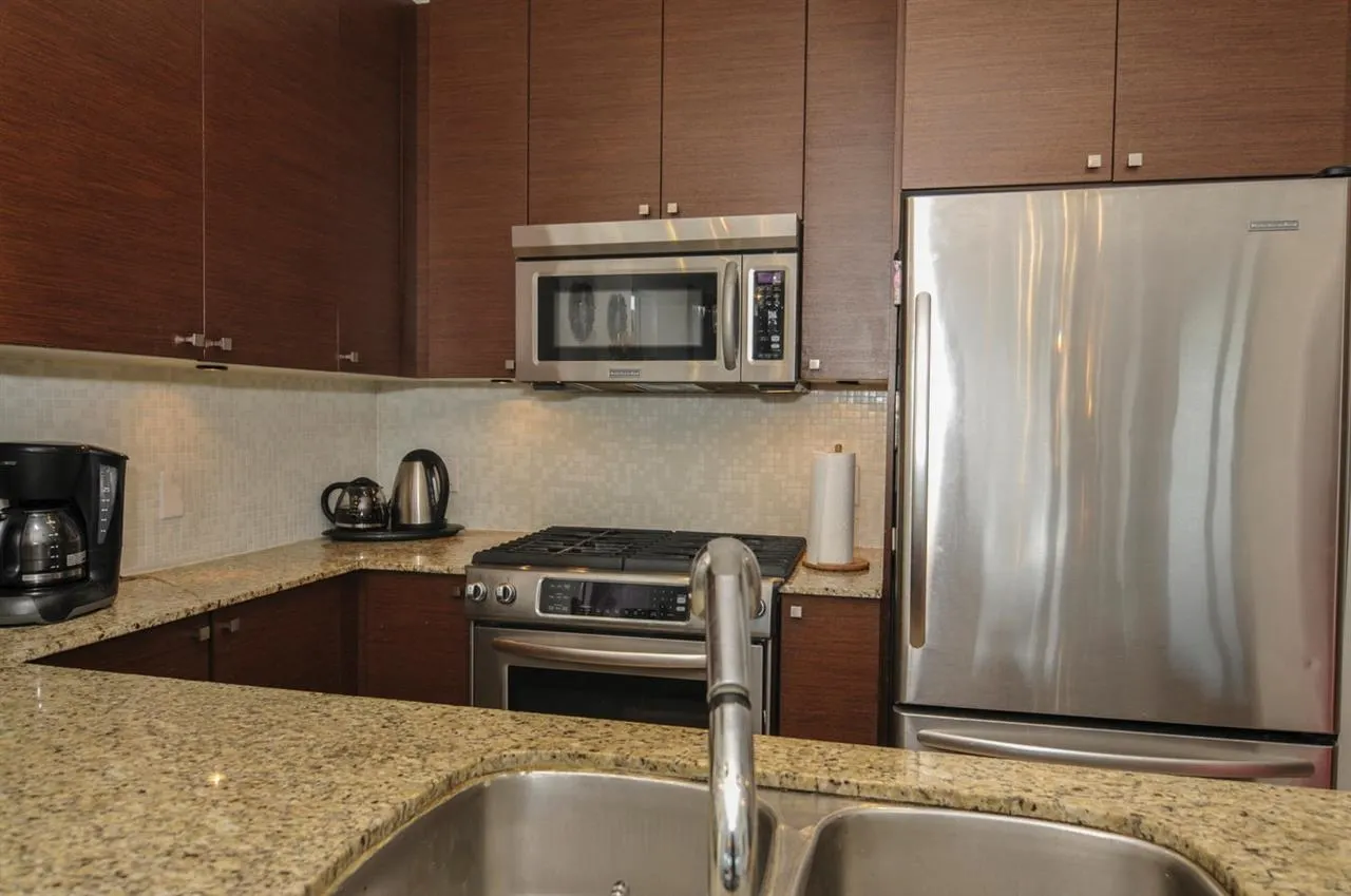 400 Capilano Road #2103