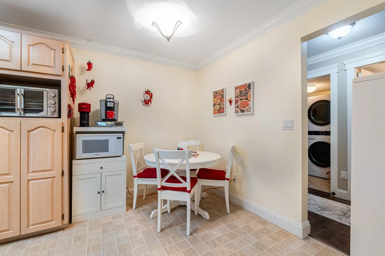 6866 Nicholson Road #101