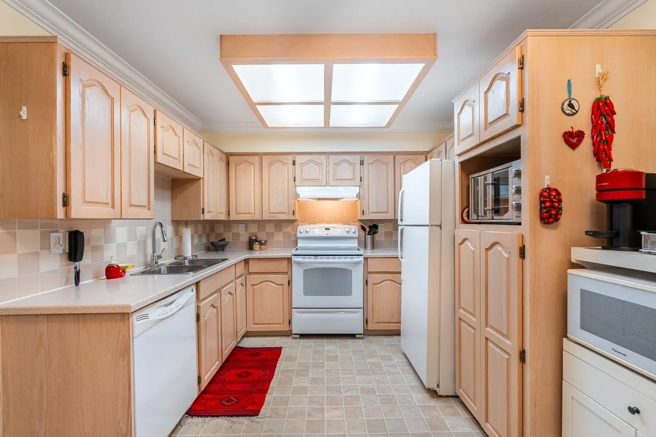 6866 Nicholson Road #101
