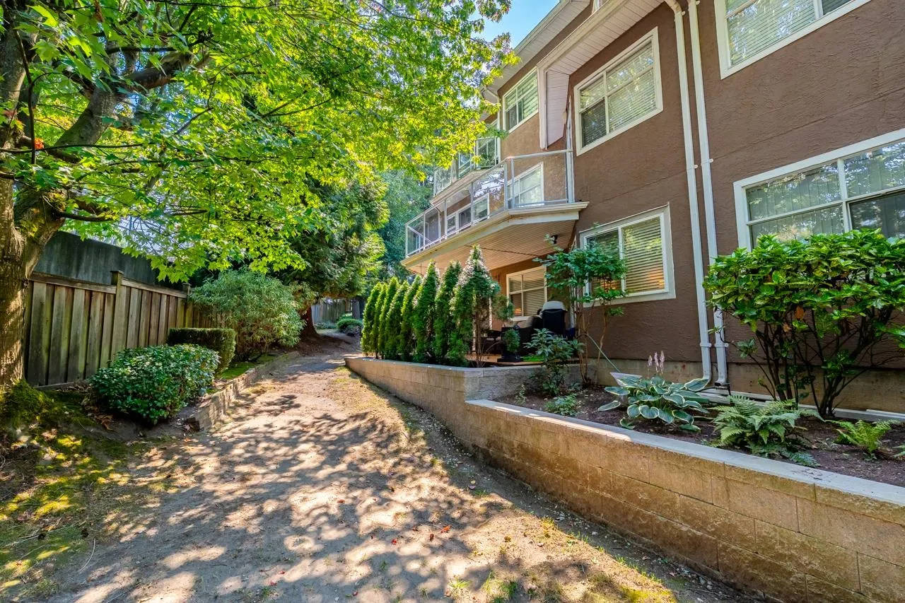 6866 Nicholson Road #101