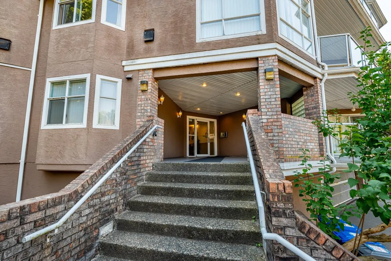 6866 Nicholson Road #101
