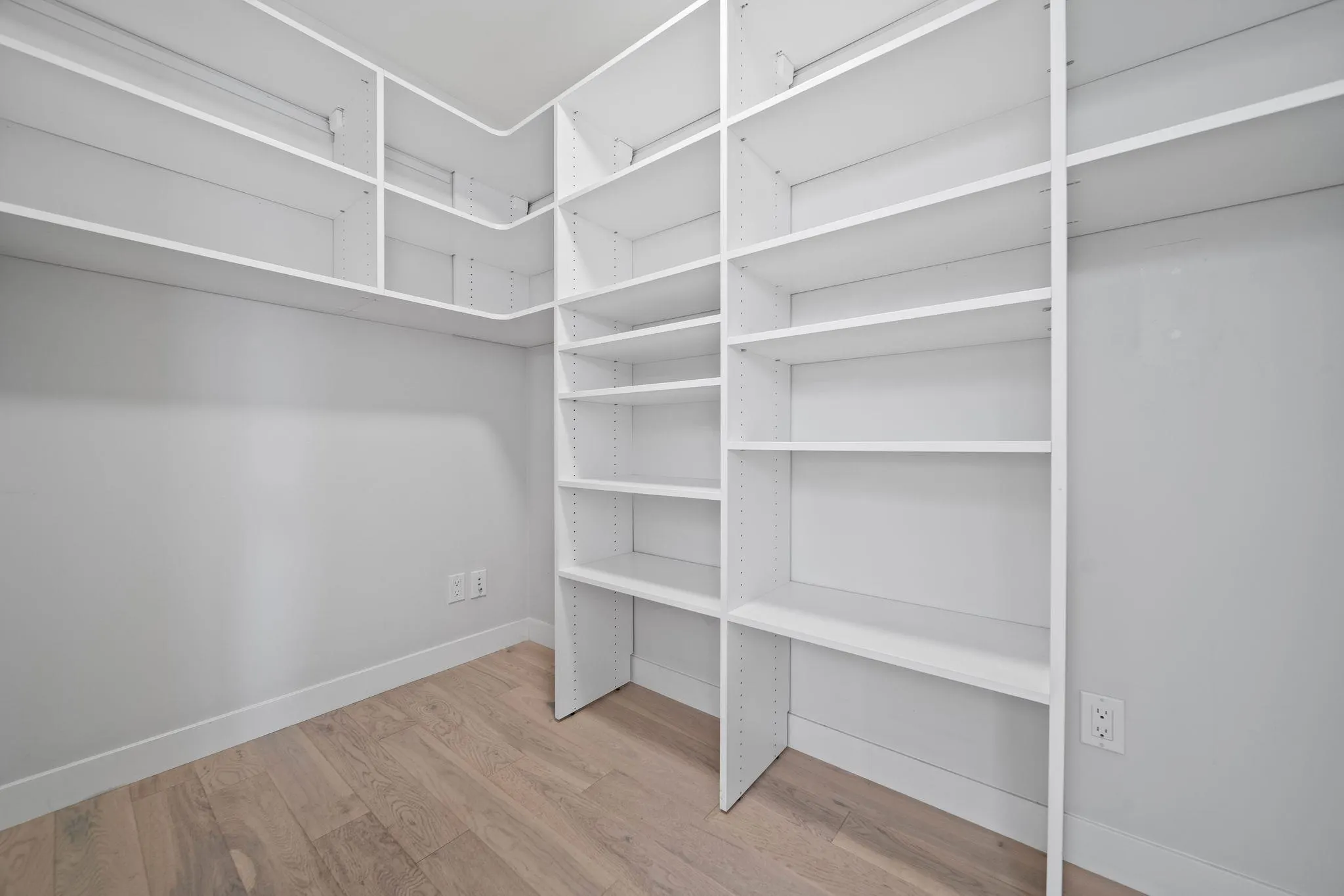 5555 Dunbar Street #207