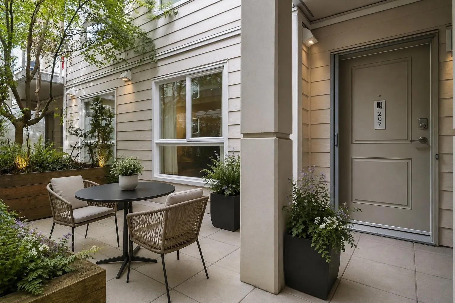 5555 Dunbar Street #207