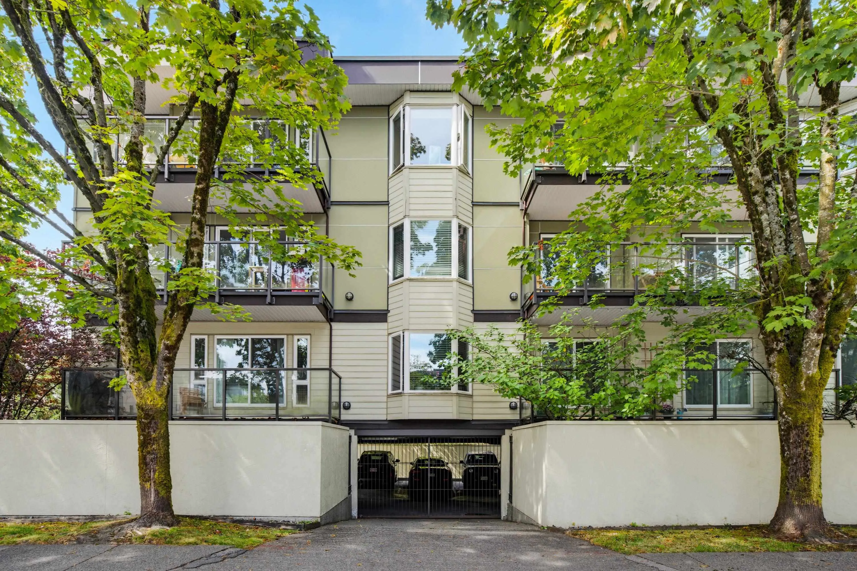 1200 W 10th Avenue #403