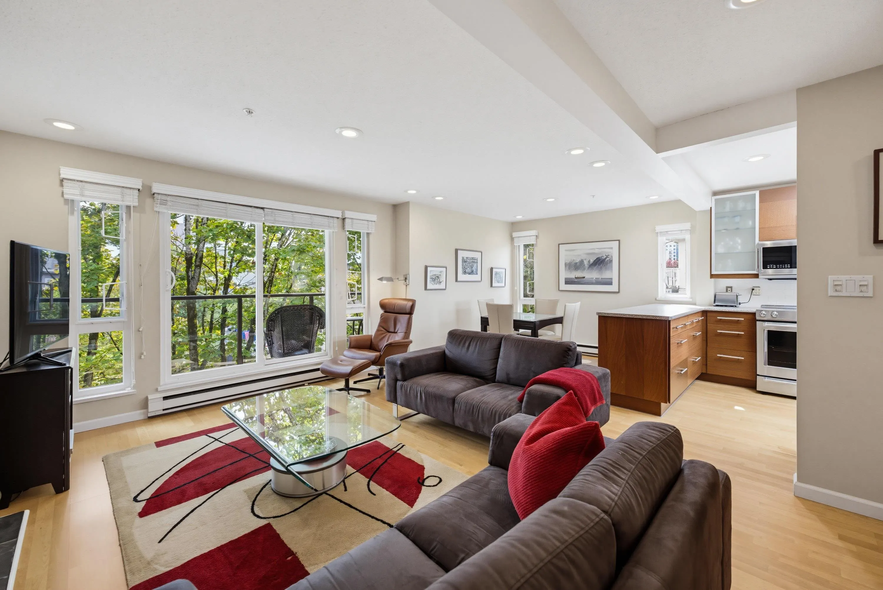 1200 W 10th Avenue #403