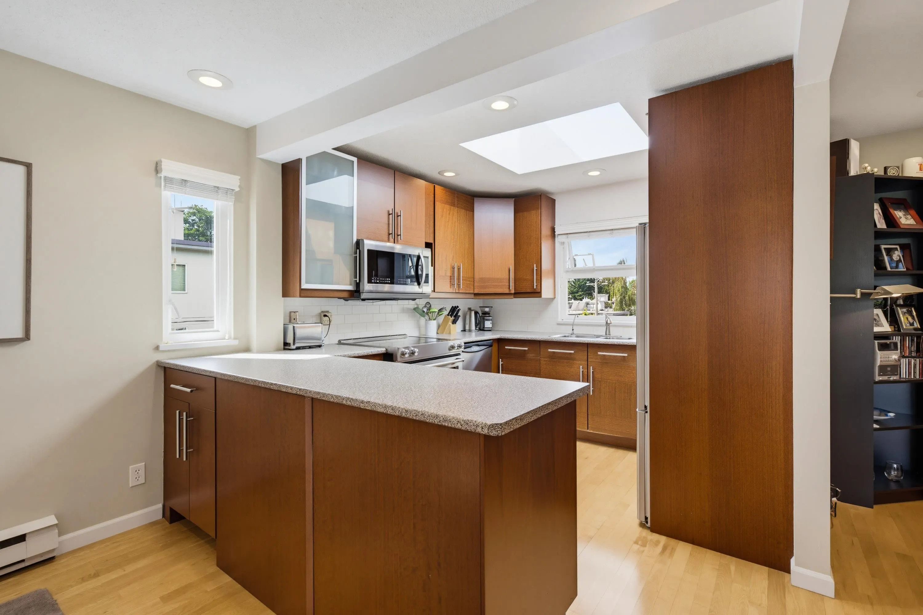 1200 W 10th Avenue #403